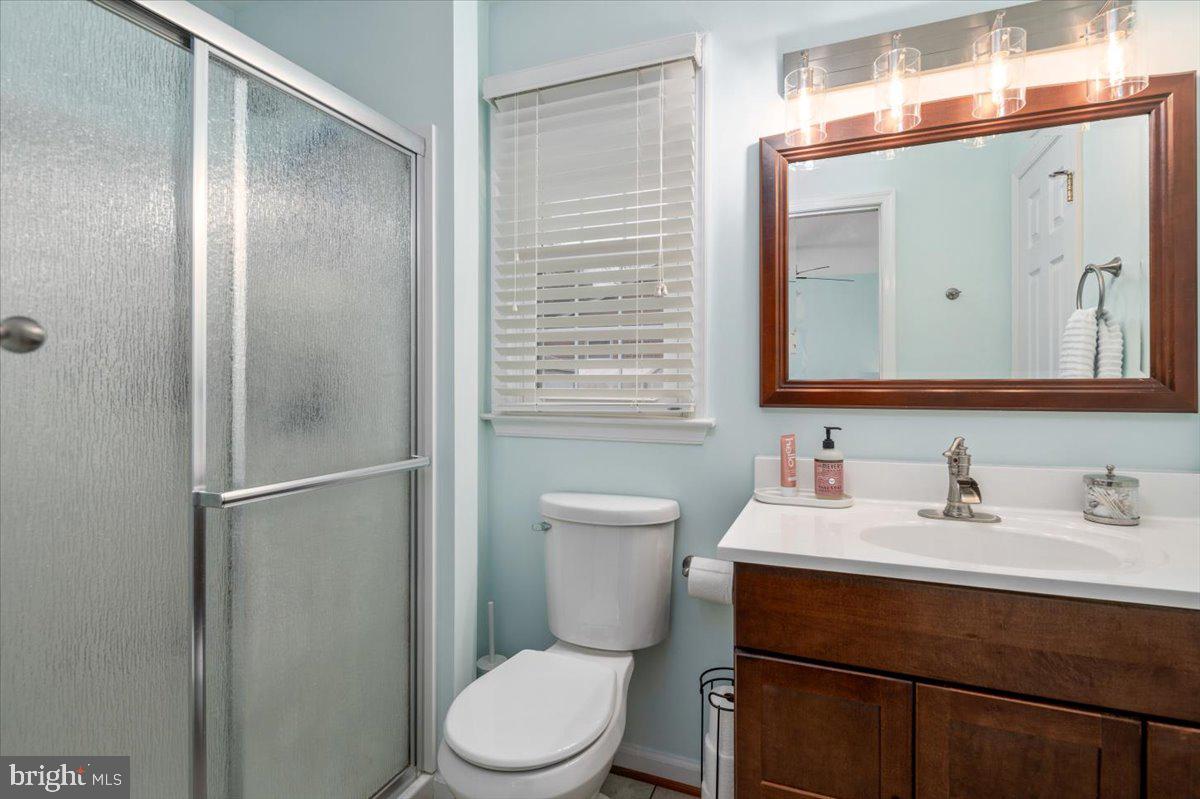 NORTH FERRY FARMS - Residential