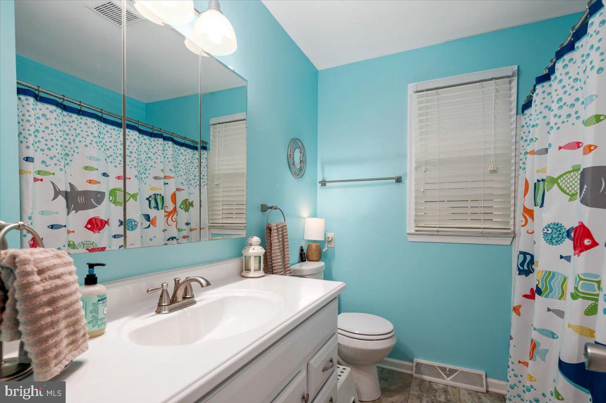 NORTH FERRY FARMS - Residential