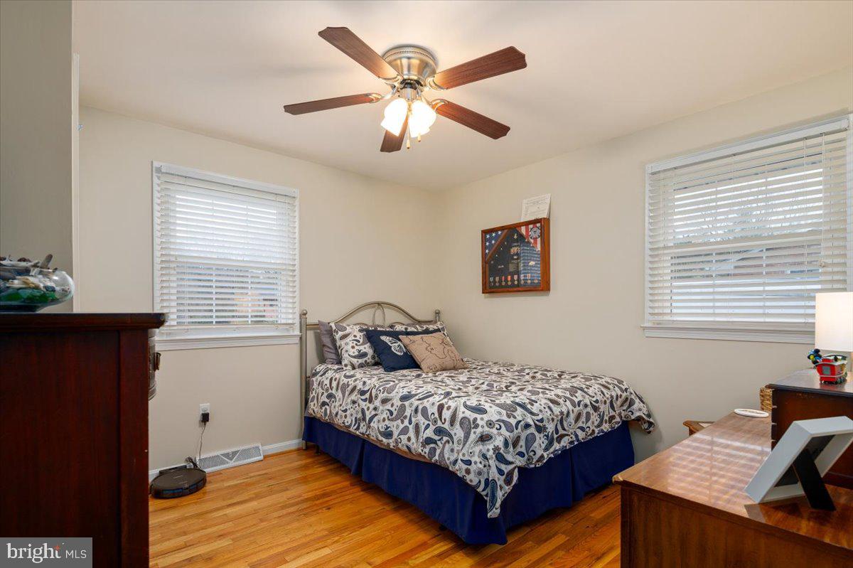 NORTH FERRY FARMS - Residential