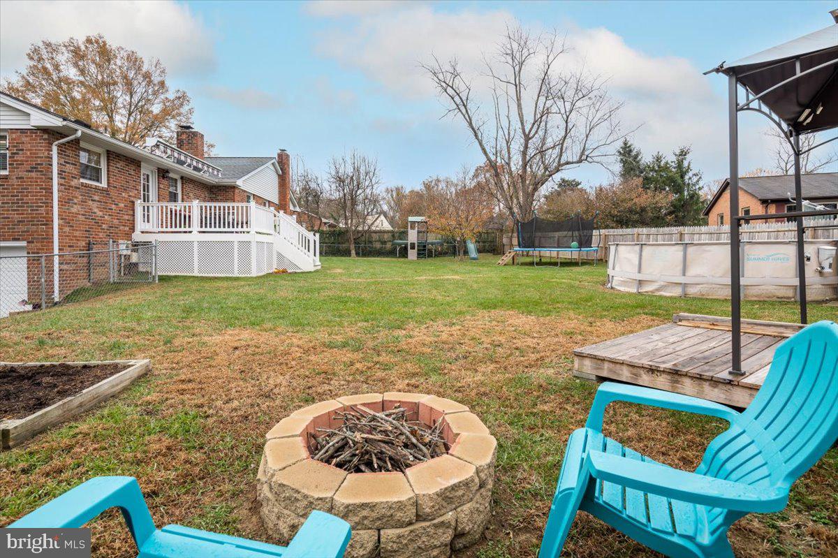 NORTH FERRY FARMS - Residential