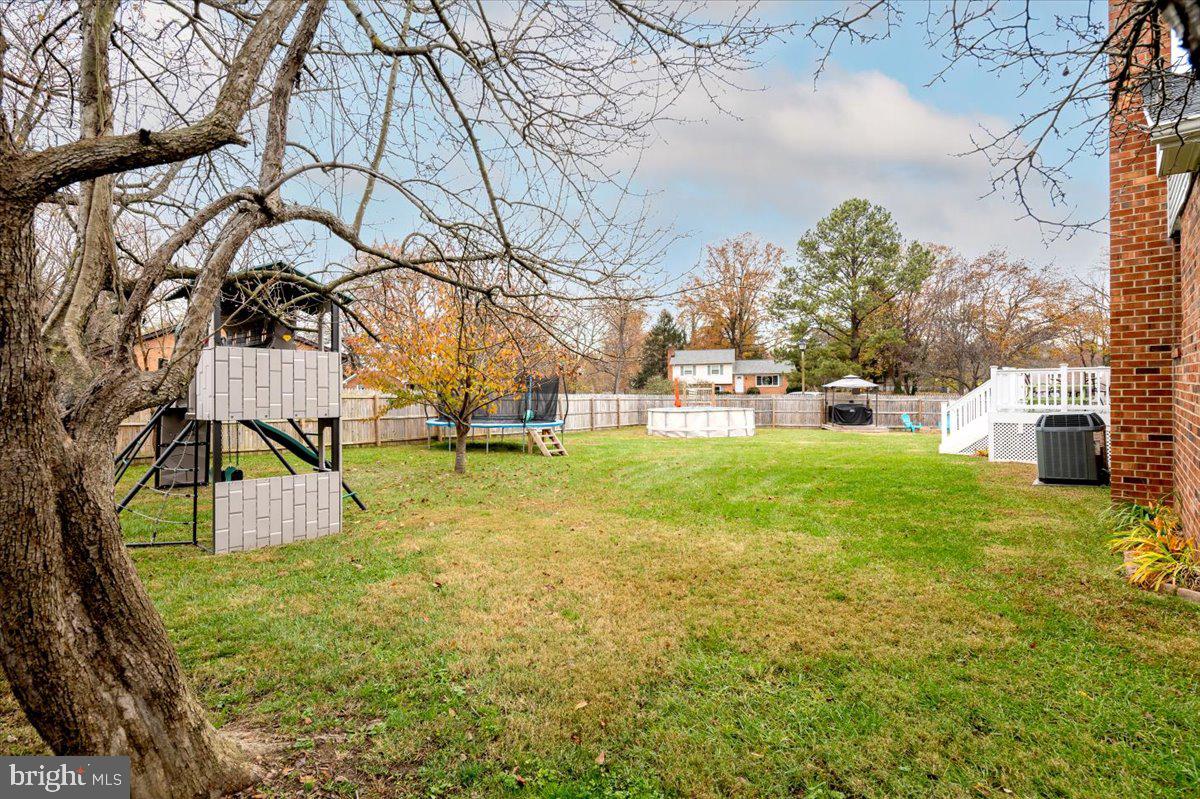 NORTH FERRY FARMS - Residential