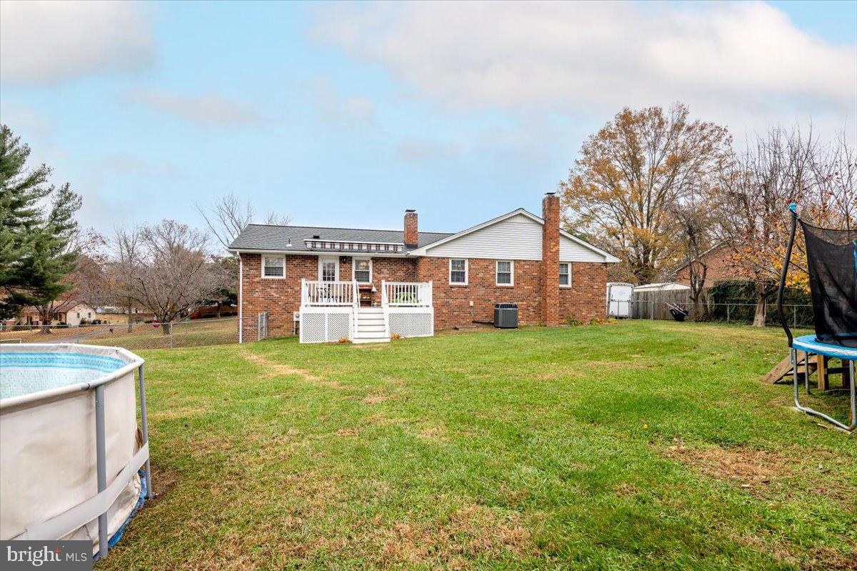 NORTH FERRY FARMS - Residential