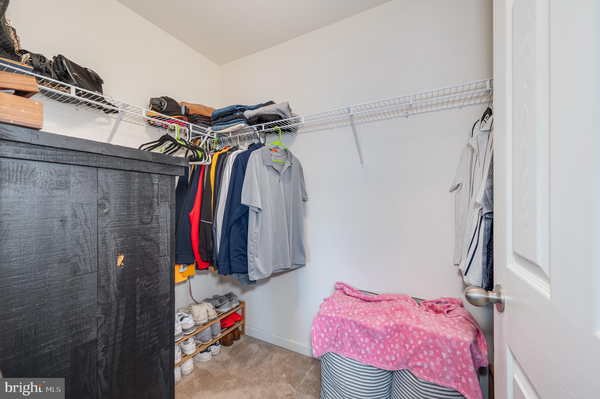 LAKELAND PLACE - Residential Lease