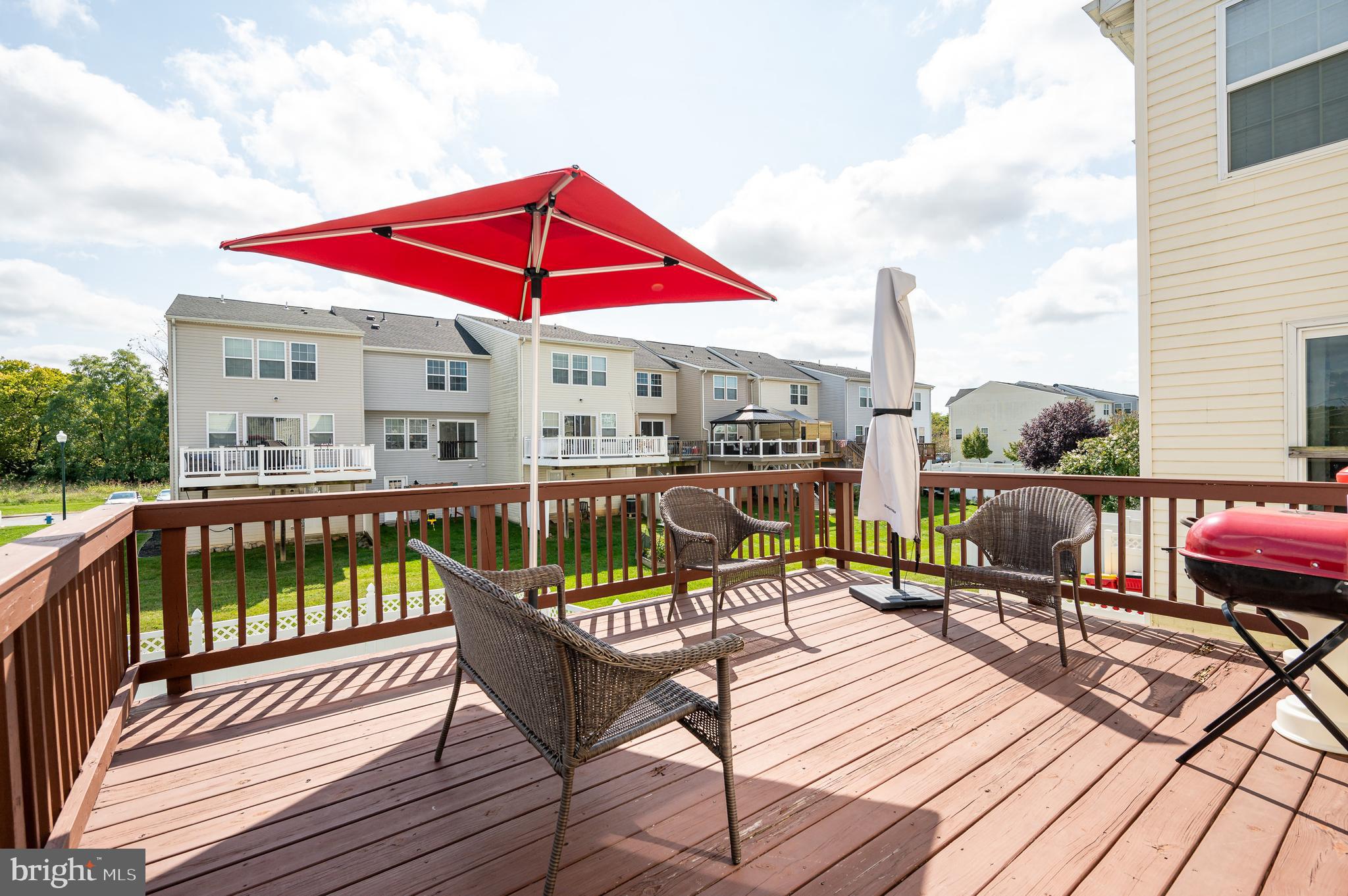 LAKELAND PLACE - Residential Lease