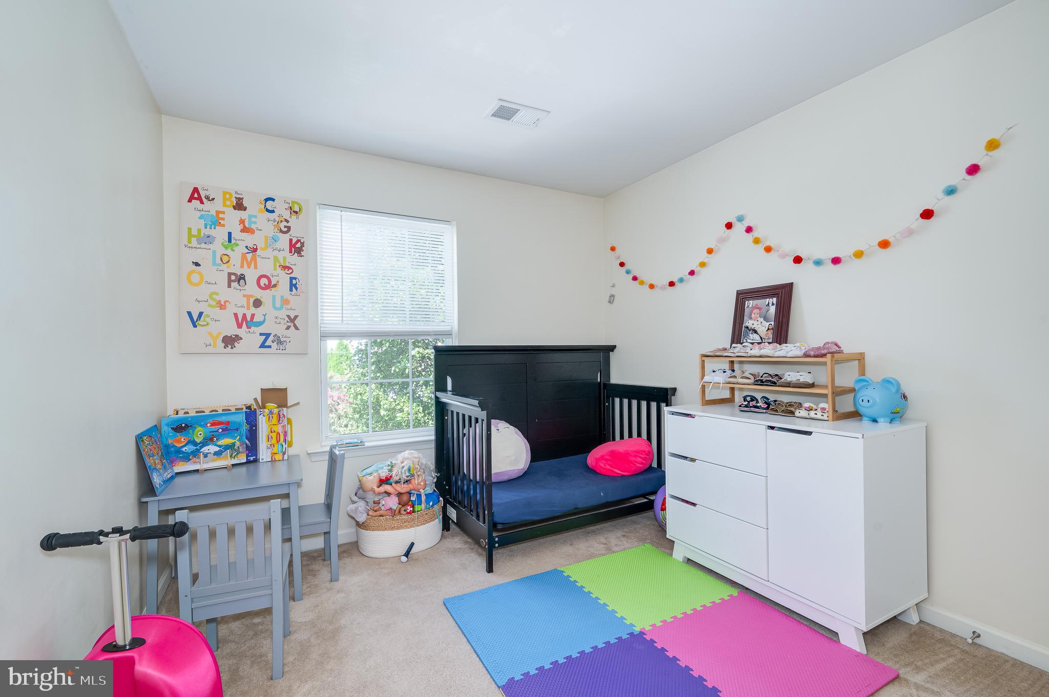 LAKELAND PLACE - Residential Lease