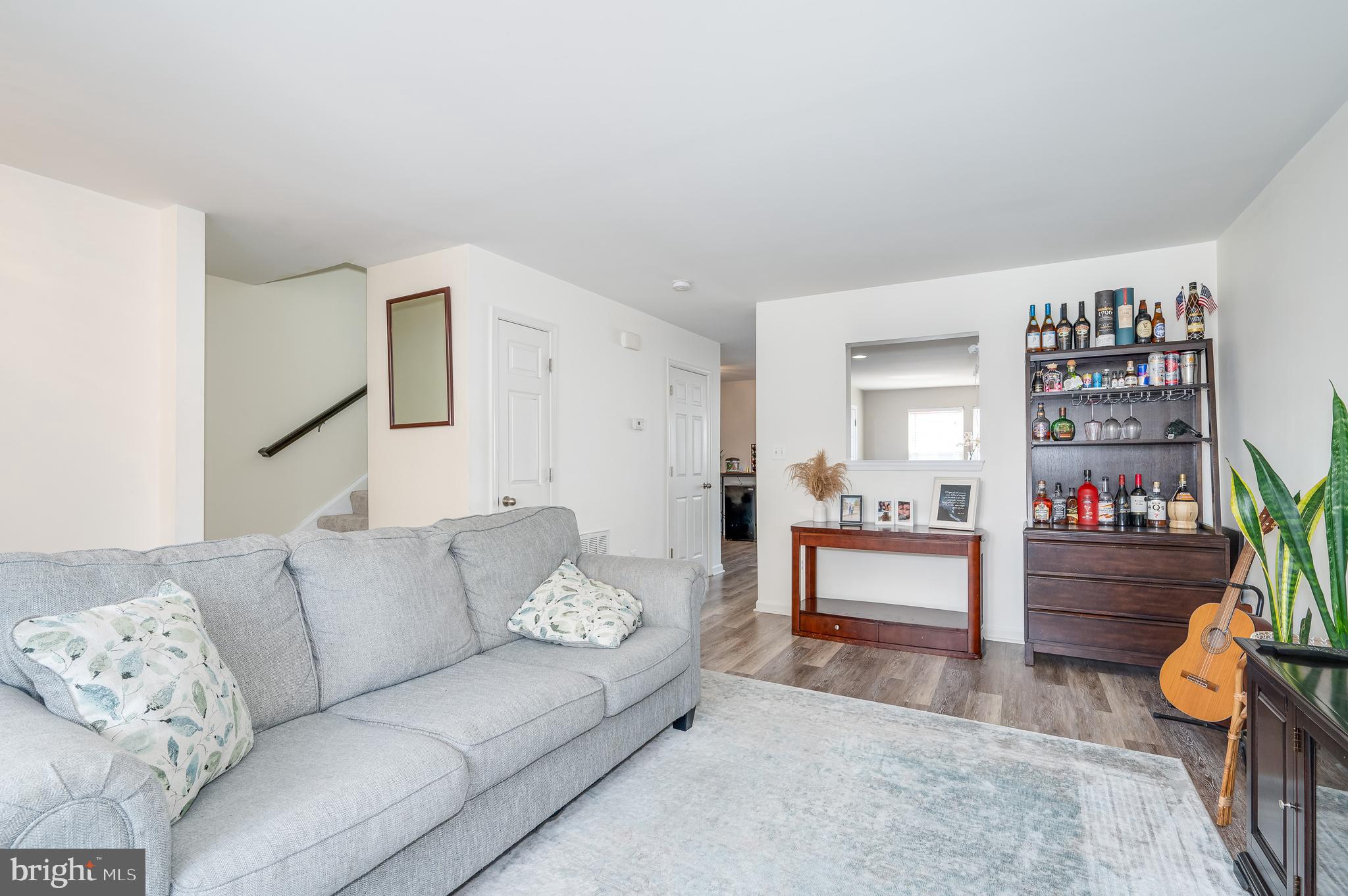 LAKELAND PLACE - Residential Lease