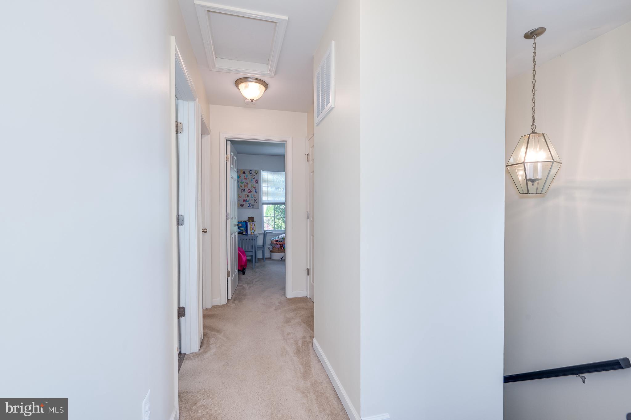 LAKELAND PLACE - Residential Lease