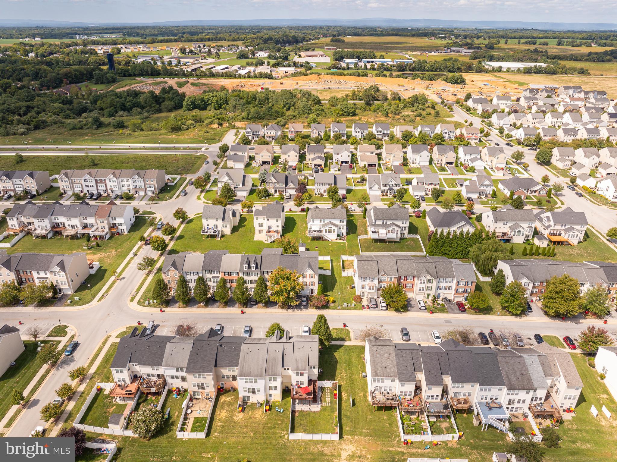 LAKELAND PLACE - Residential Lease