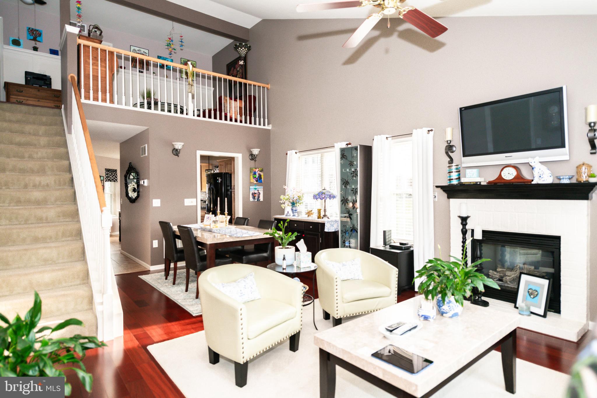 THE OAKS - Residential