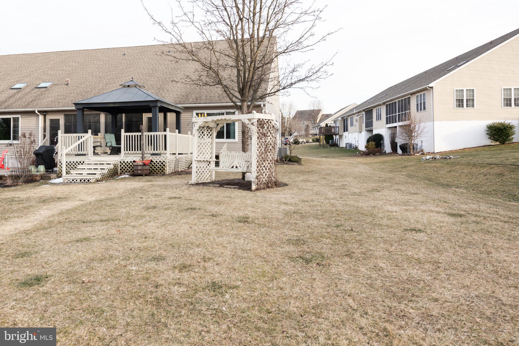 THE OAKS - Residential