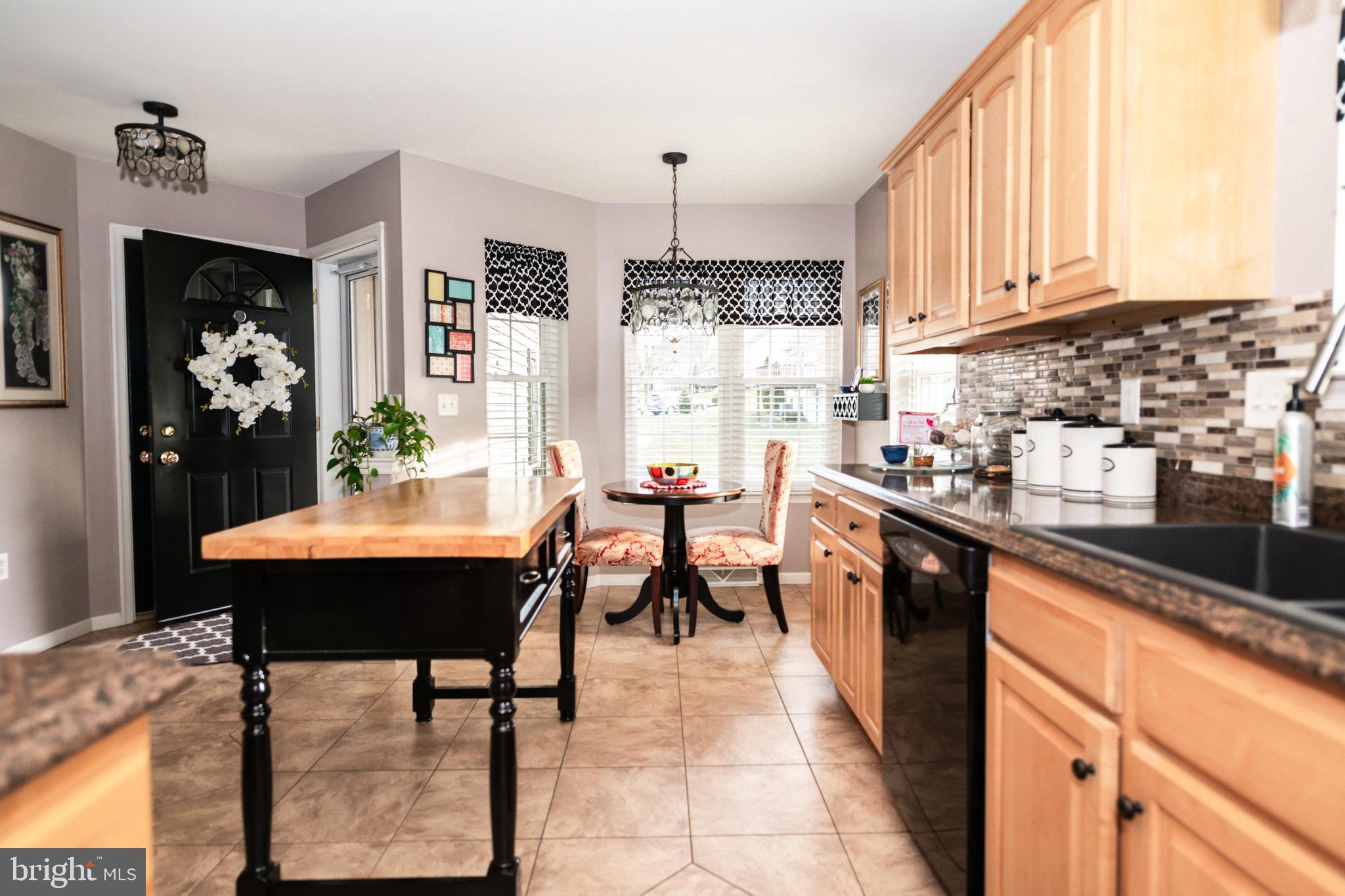 THE OAKS - Residential