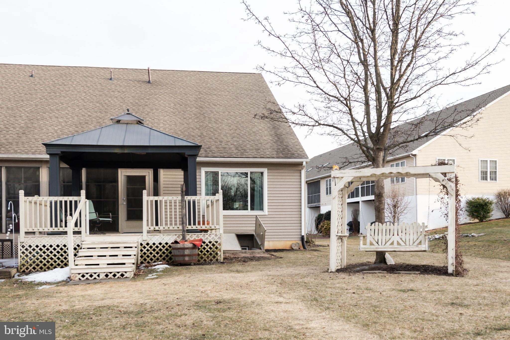 THE OAKS - Residential