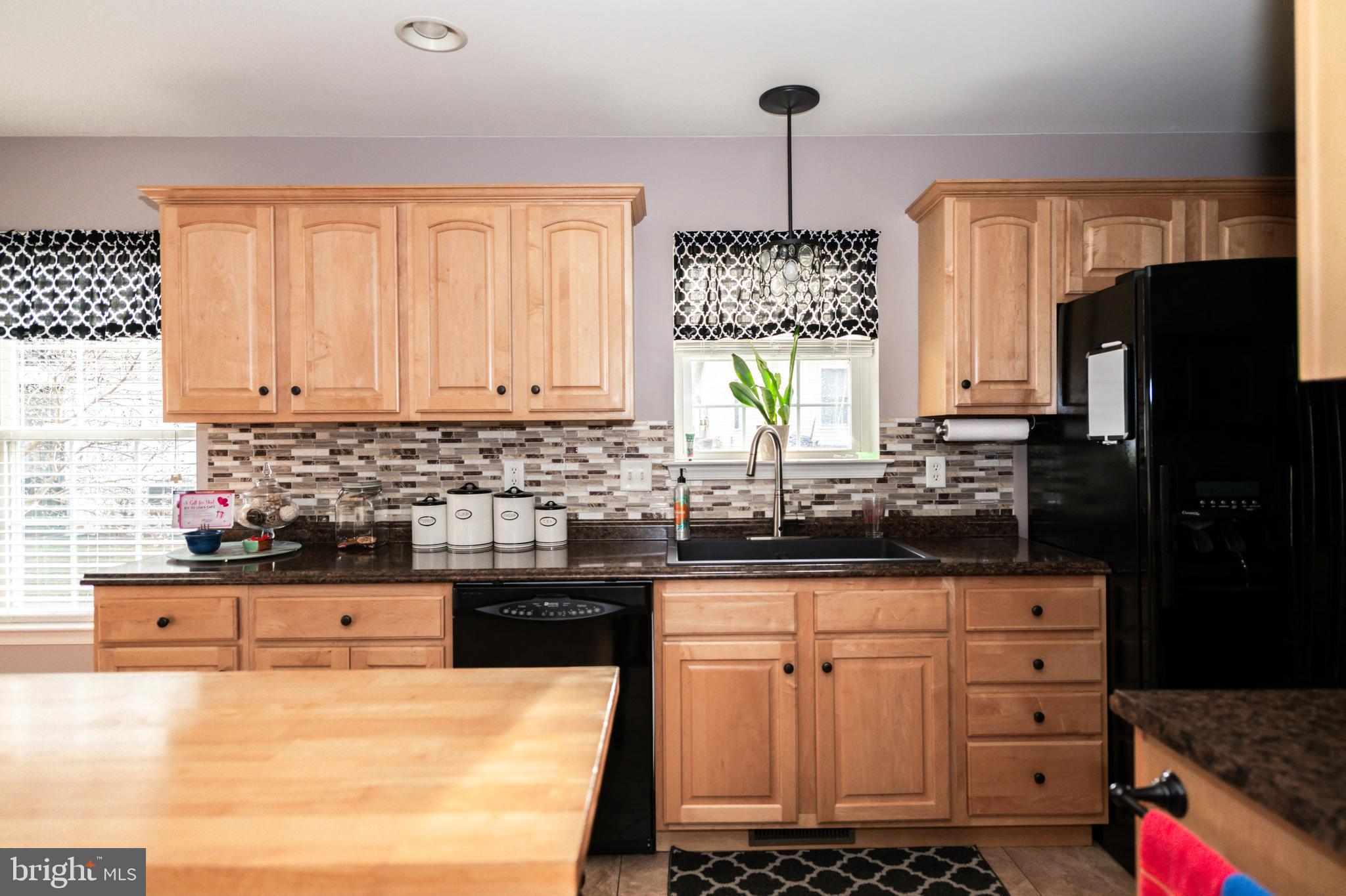 THE OAKS - Residential