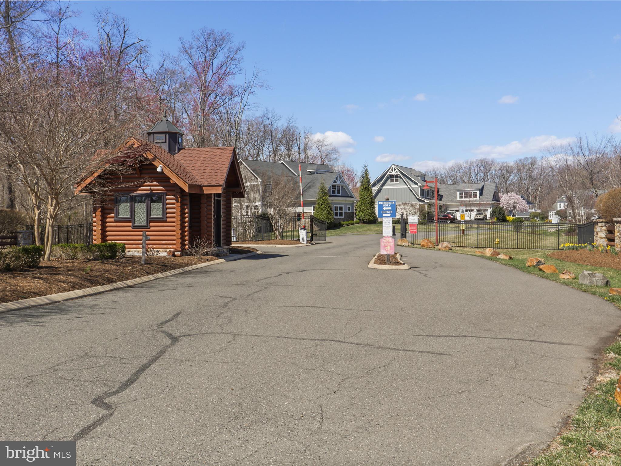 CAMP GLENKIRK SARANAC - Residential