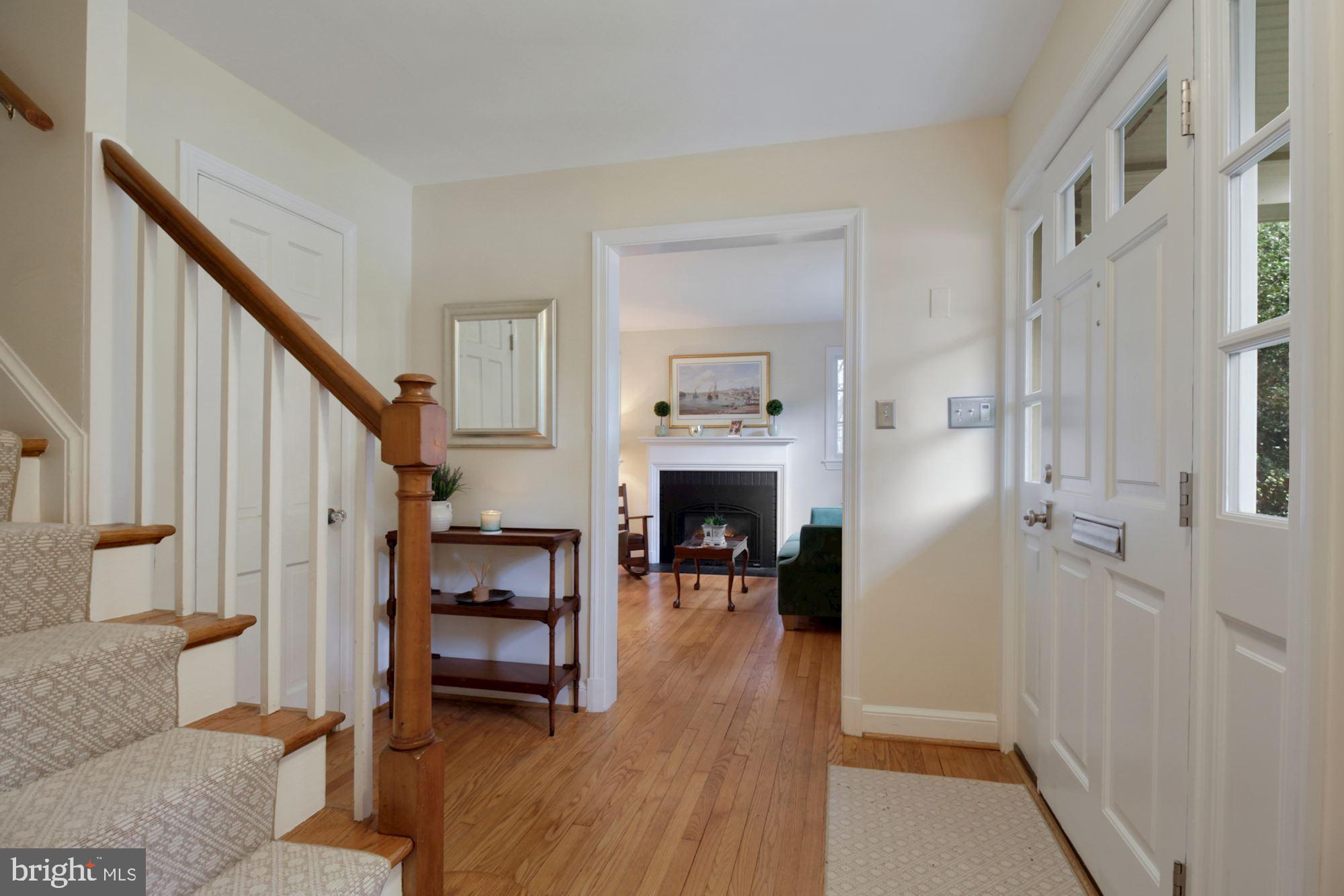 WOODACRES - Residential