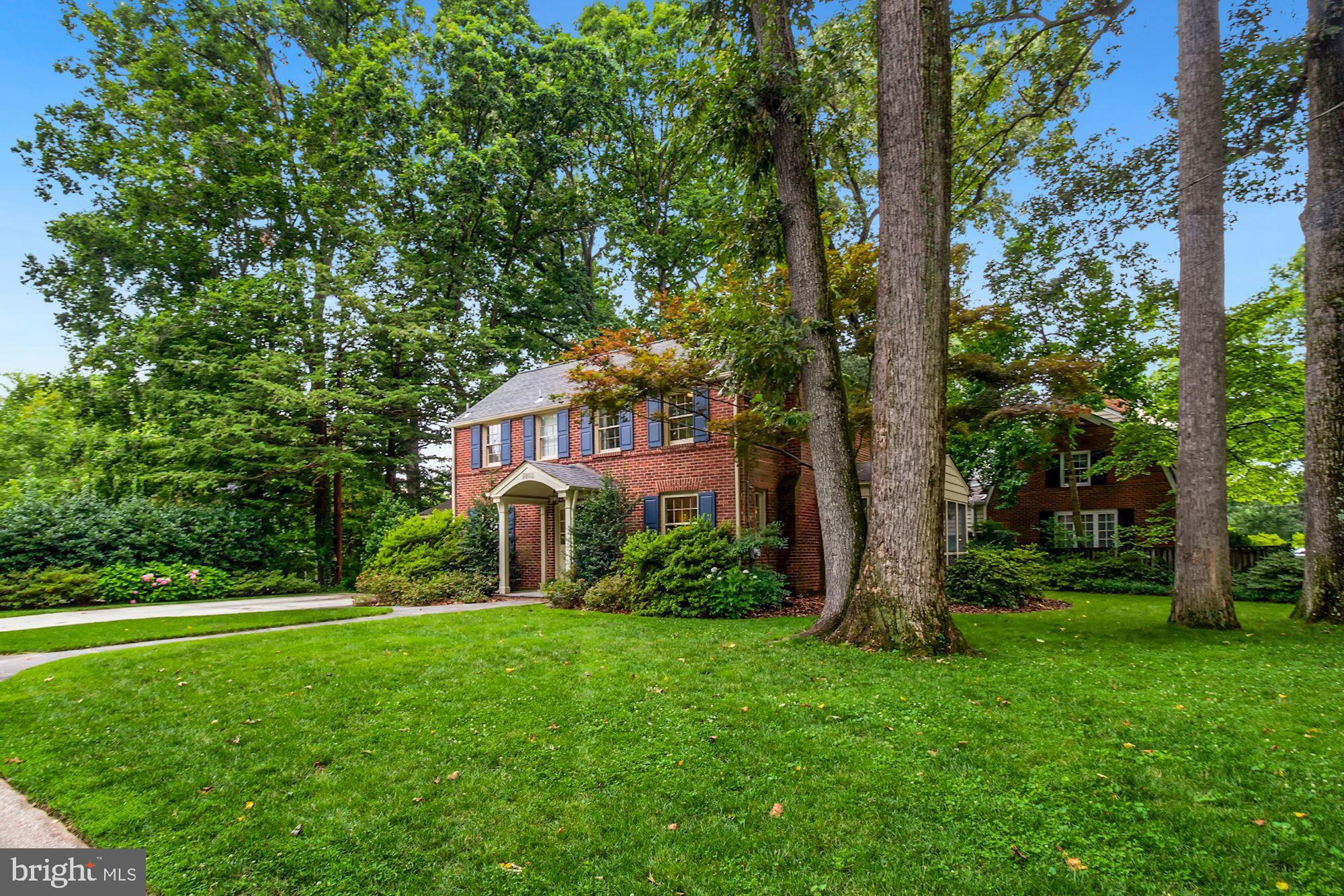 WOODACRES - Residential