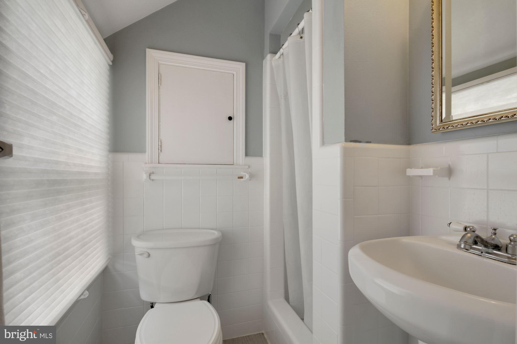 WOODACRES - Residential