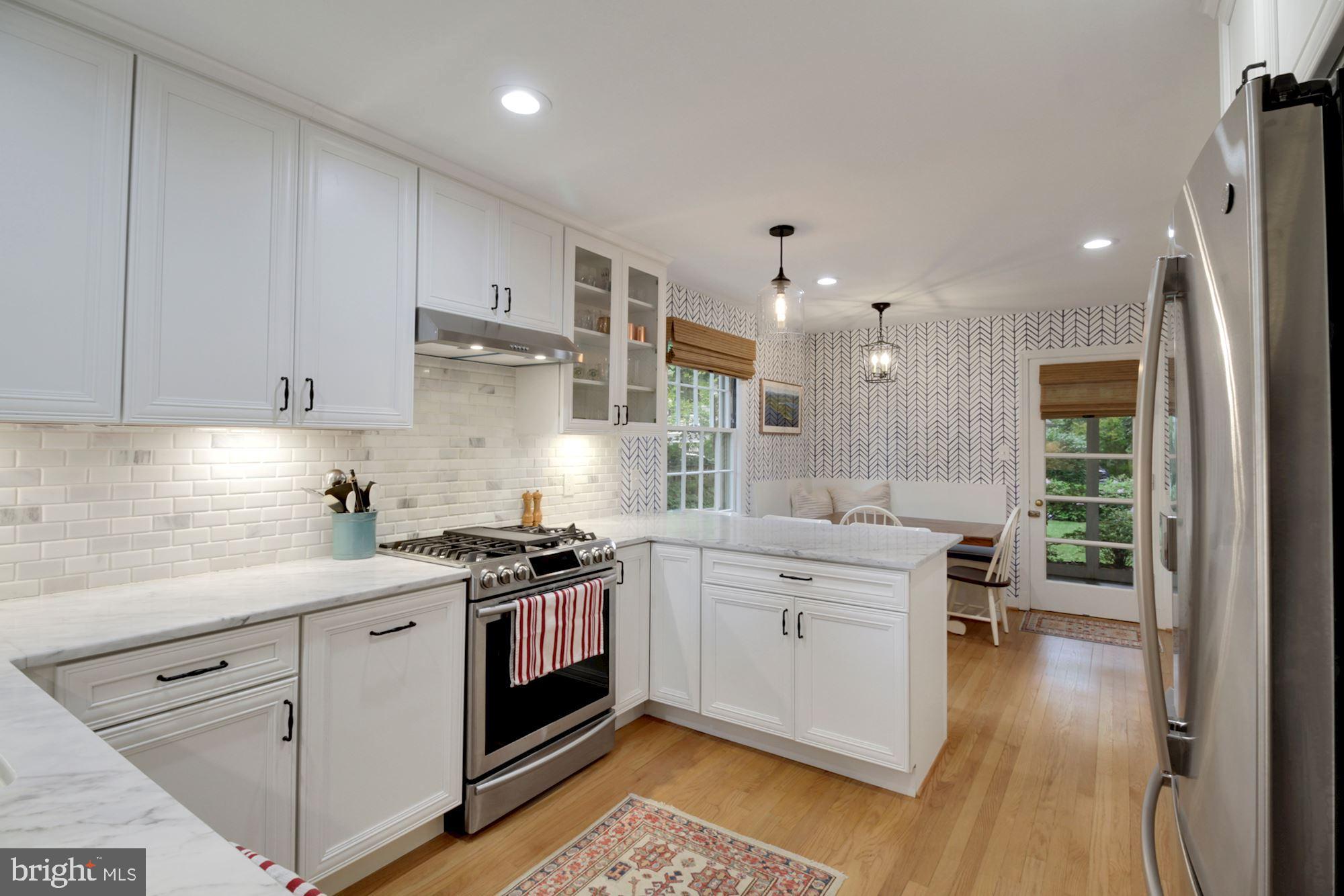 WOODACRES - Residential