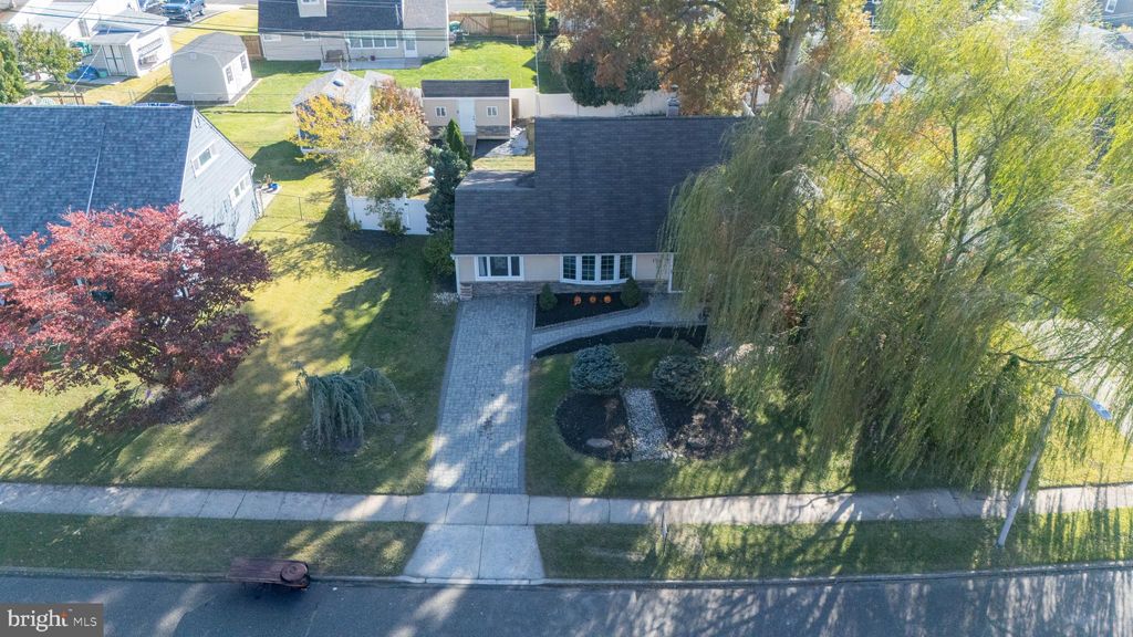 Photo of 154 Juniper Drive, LEVITTOWN, PA 19056 (MLS # PABU2108298)