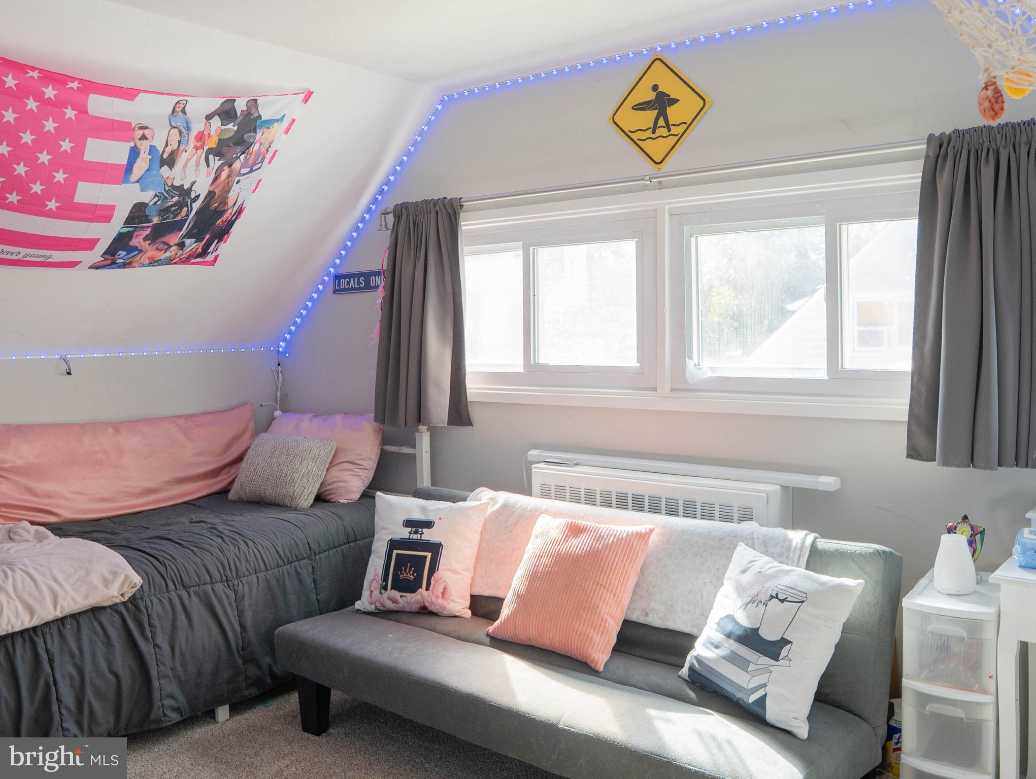 JUNIPER HILL - Residential