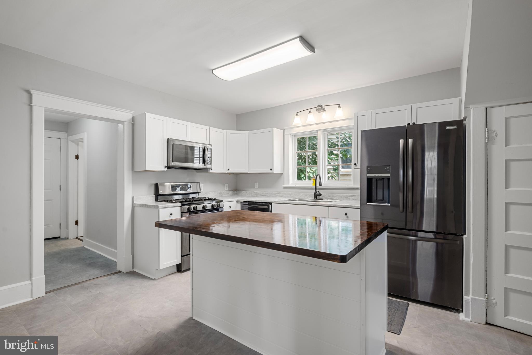 ROSEMONT - Residential