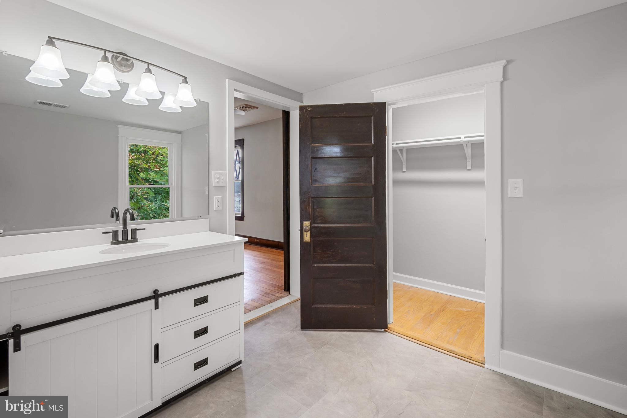 ROSEMONT - Residential