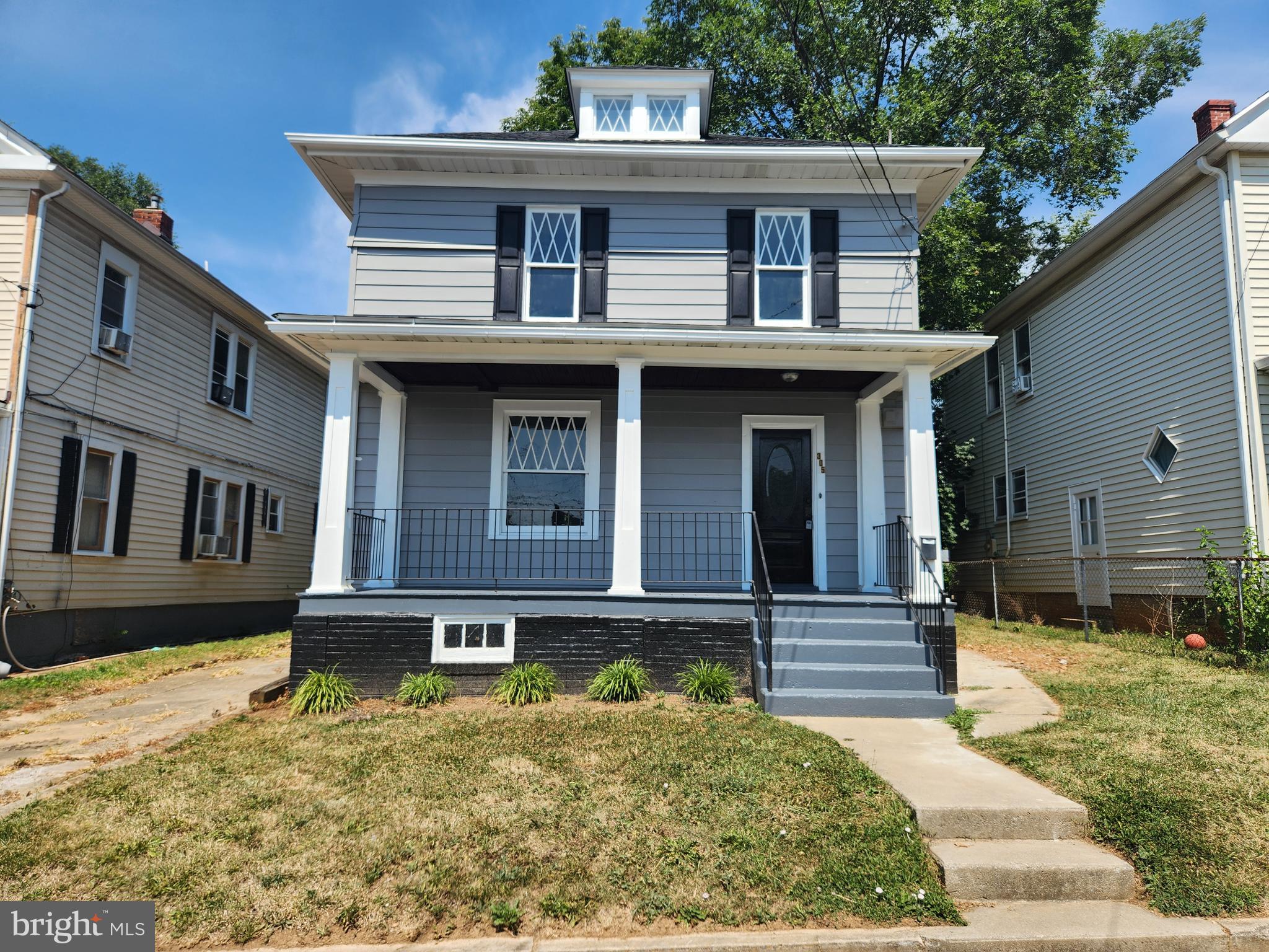 ROSEMONT - Residential