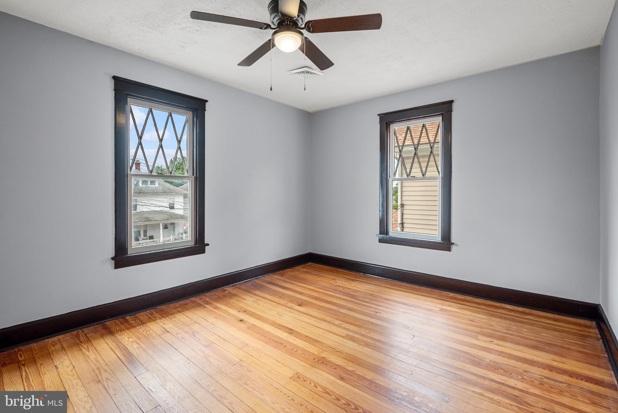 ROSEMONT - Residential