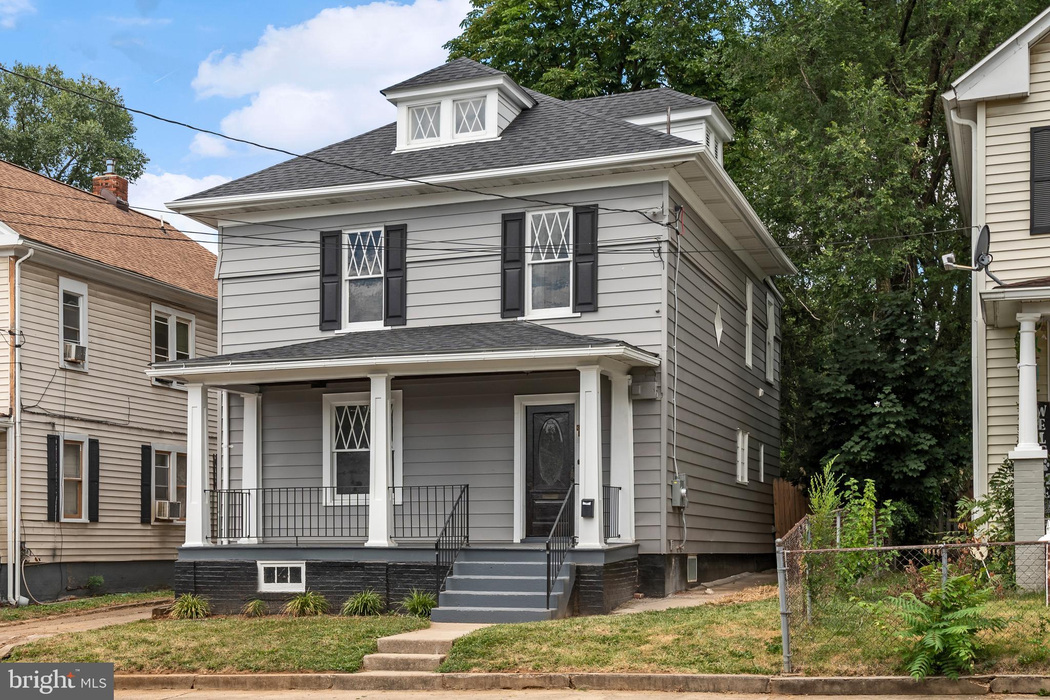 ROSEMONT - Residential