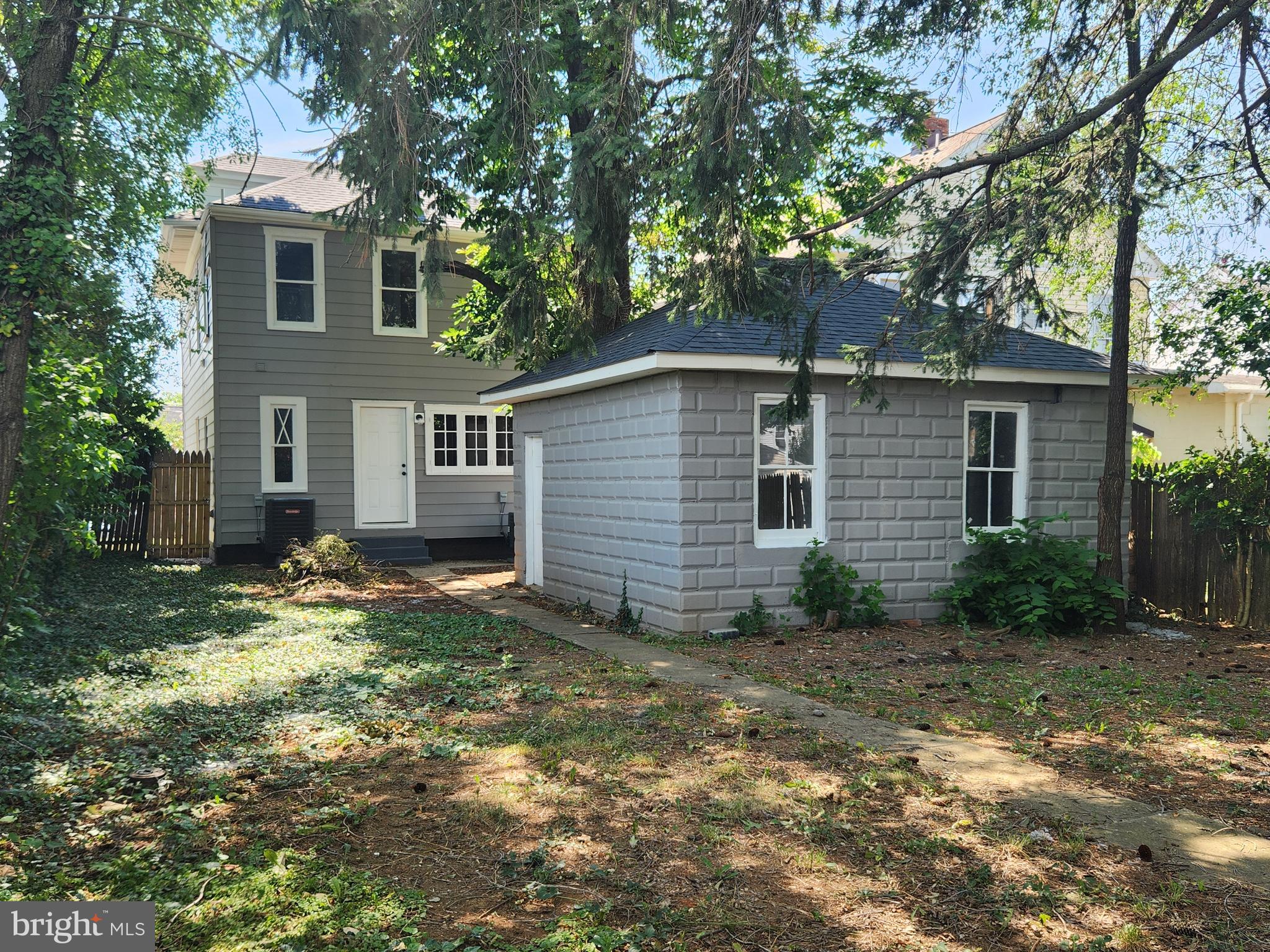 ROSEMONT - Residential