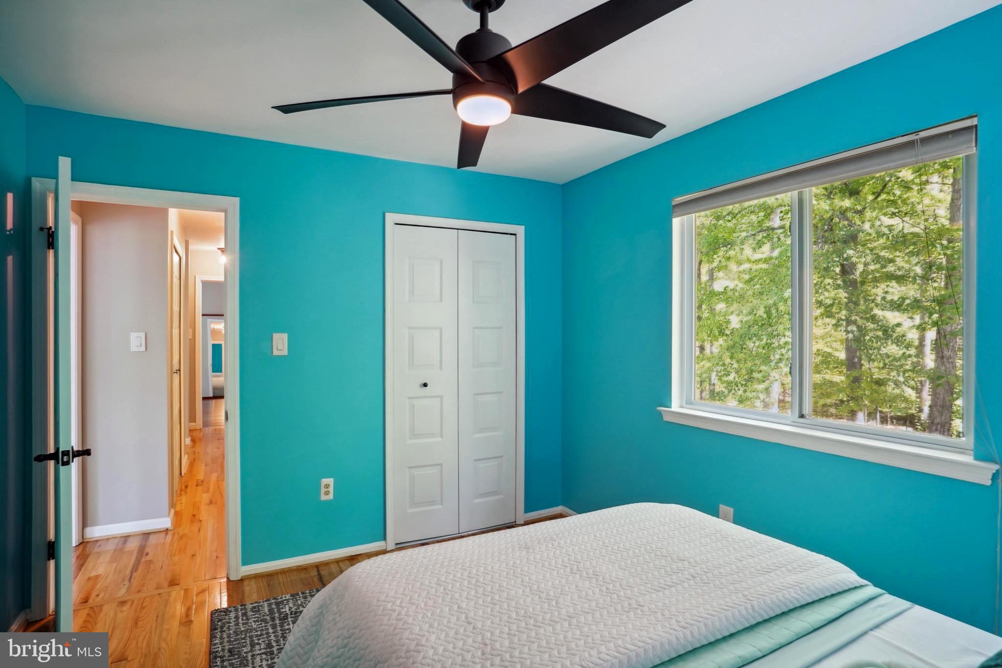 BURKE STATION SQUARE - Residential