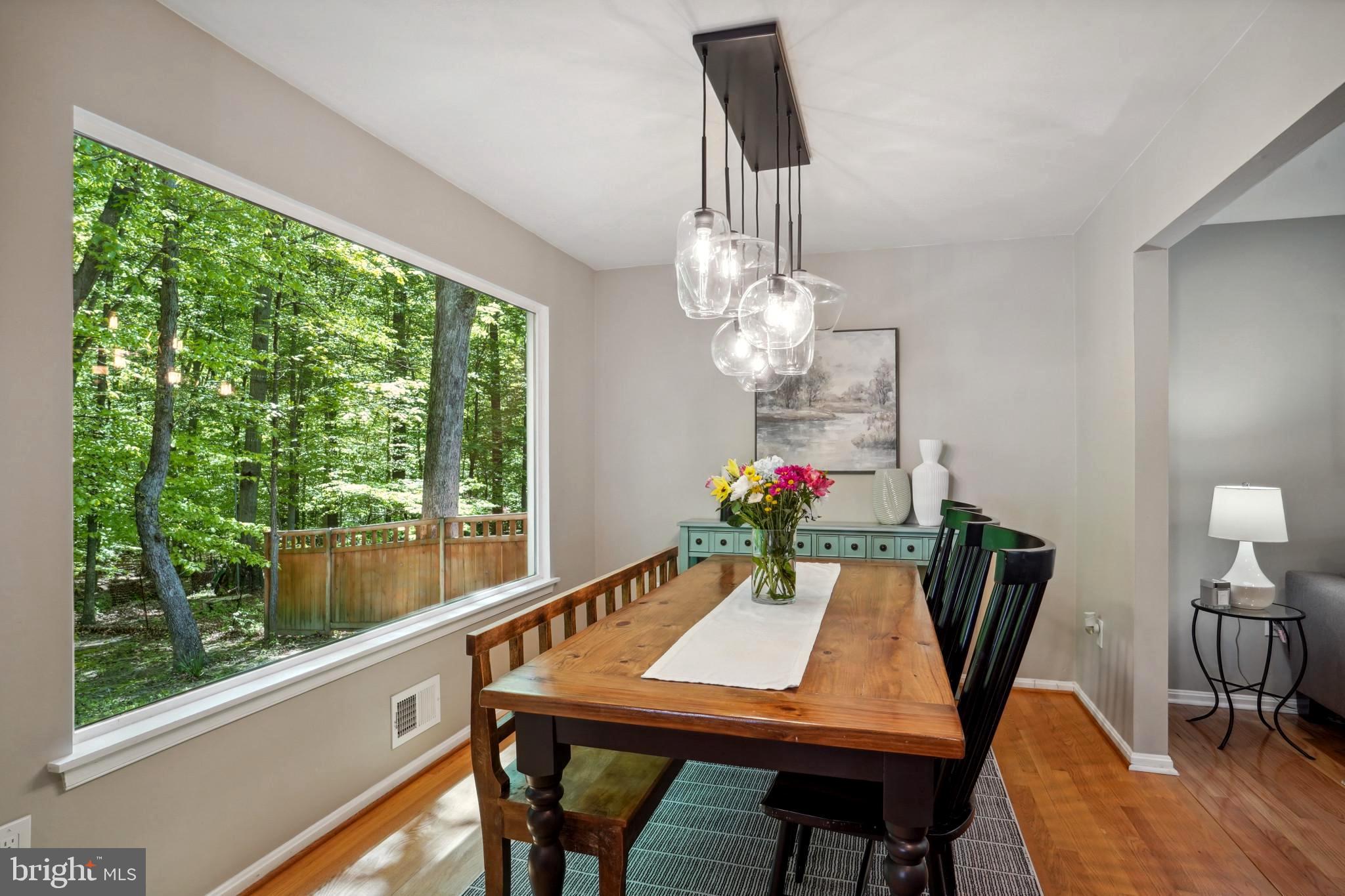 BURKE STATION SQUARE - Residential