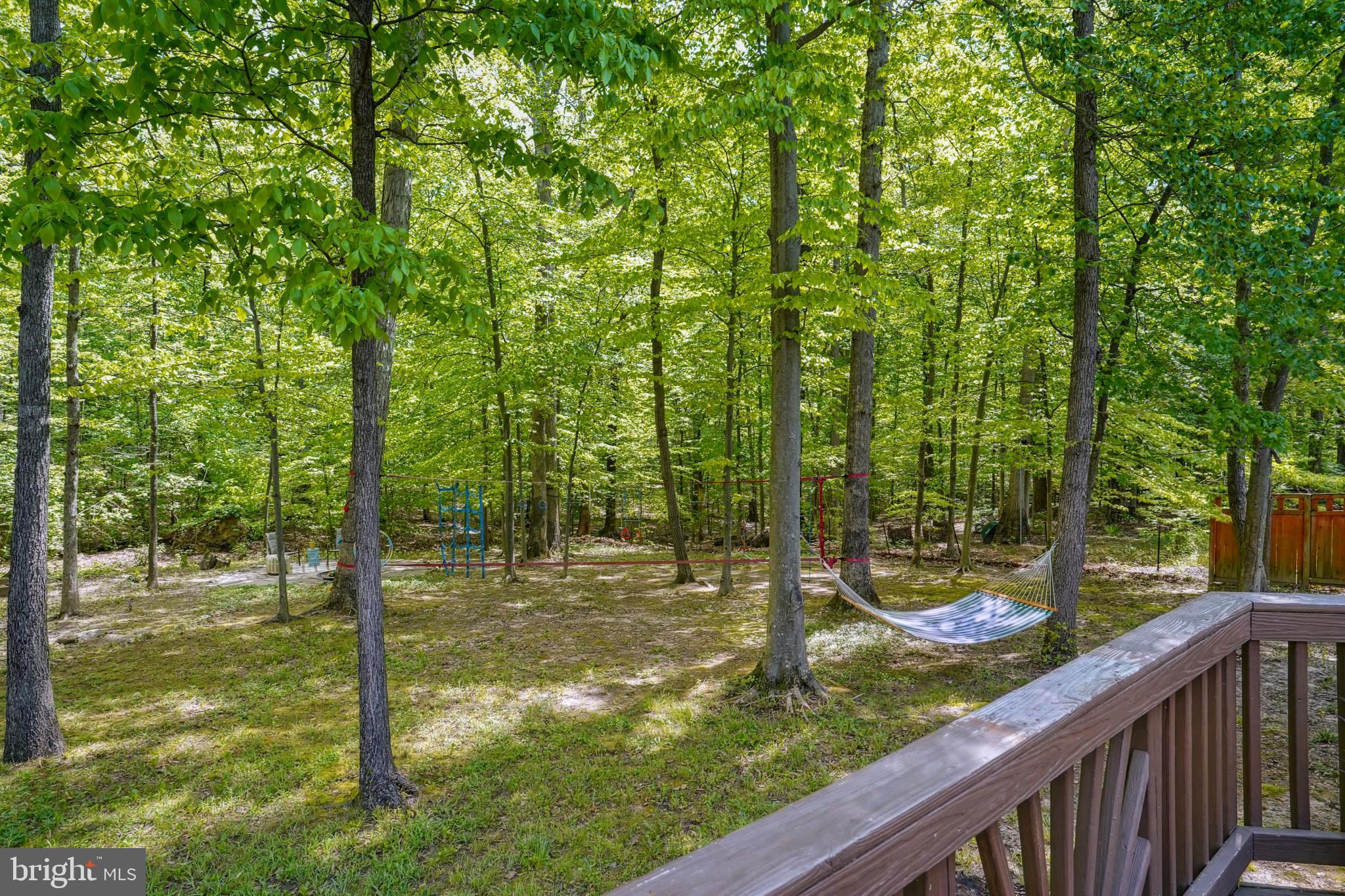 BURKE STATION SQUARE - Residential