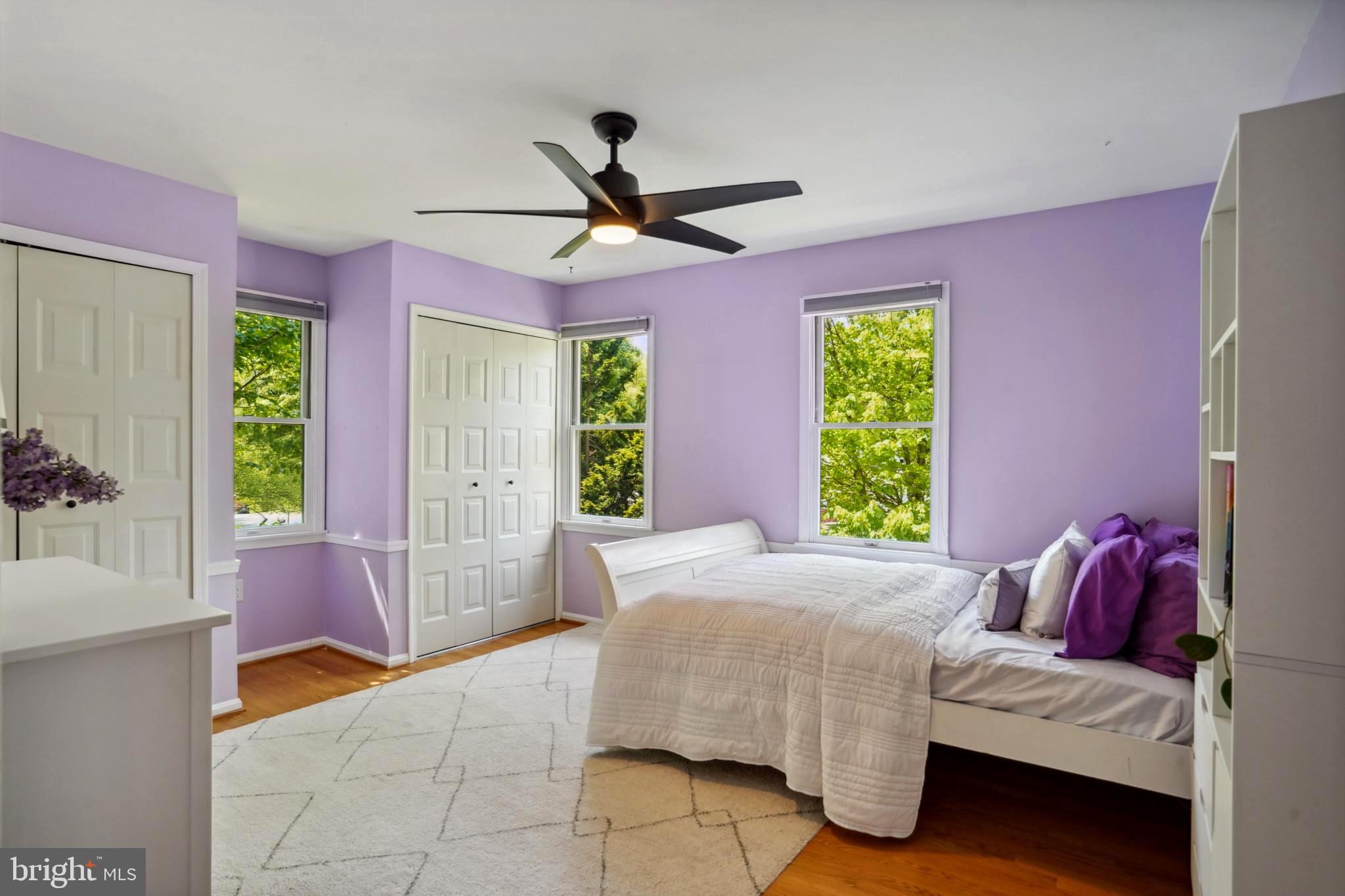 BURKE STATION SQUARE - Residential