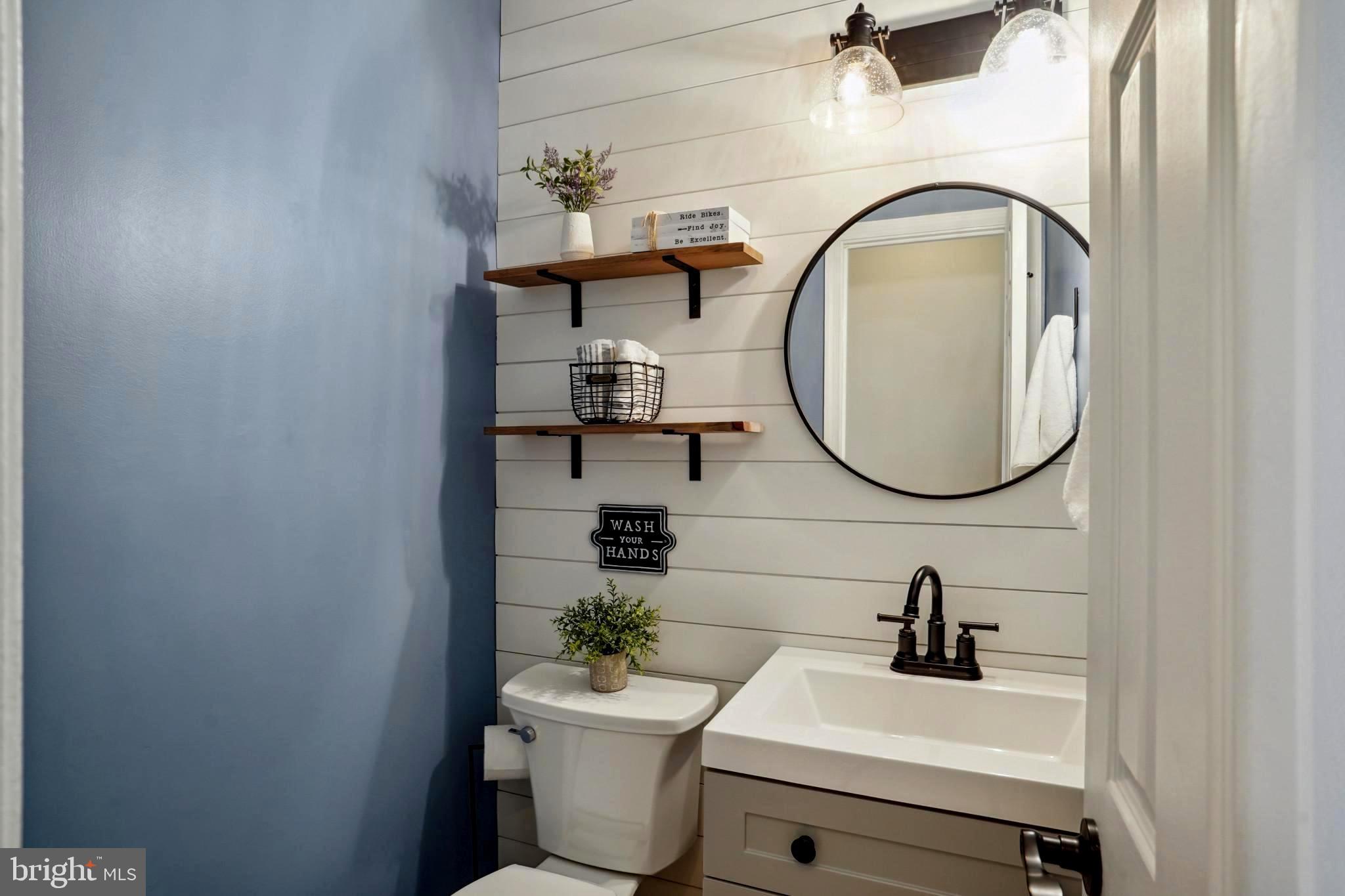 BURKE STATION SQUARE - Residential