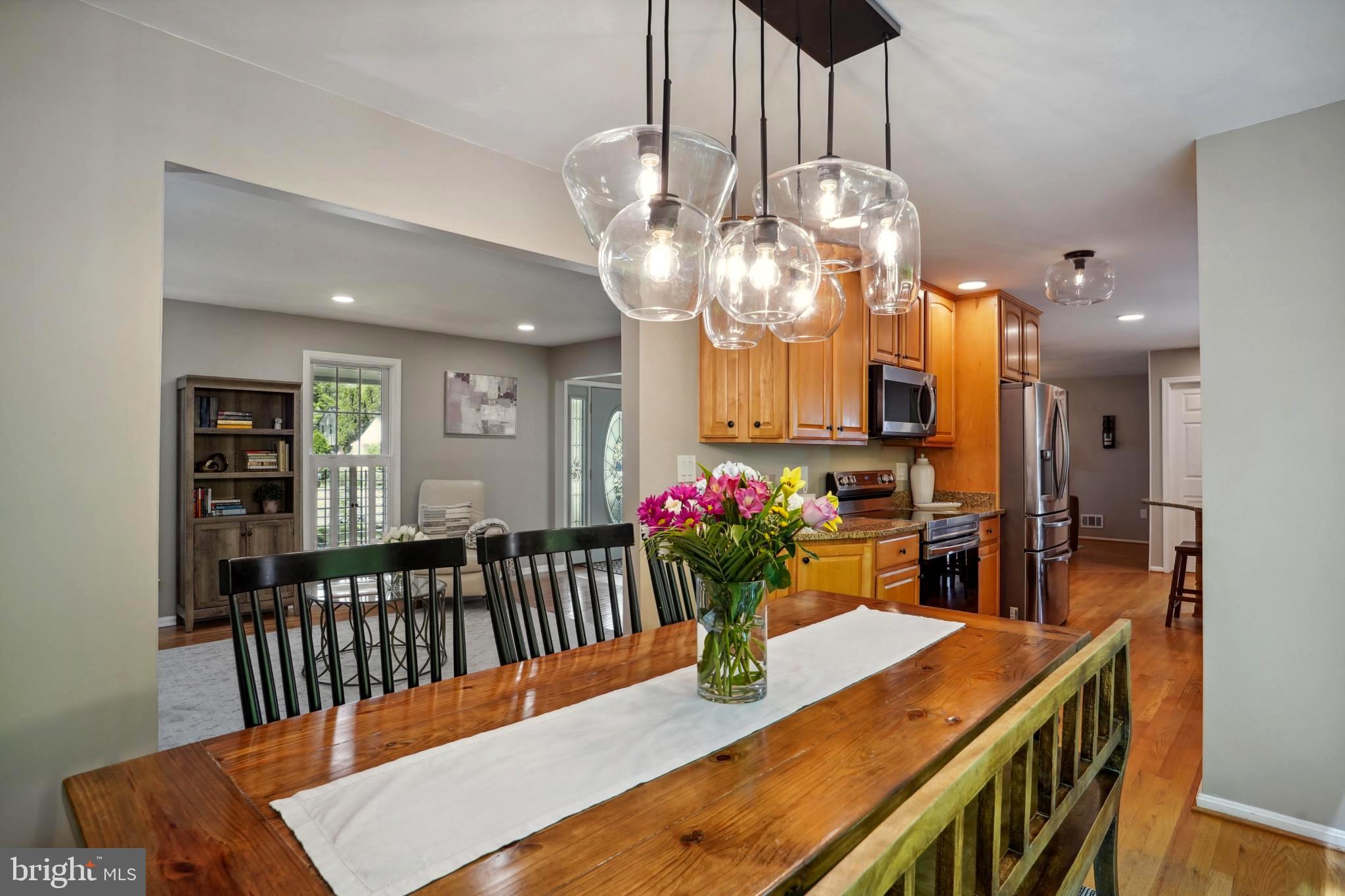 BURKE STATION SQUARE - Residential