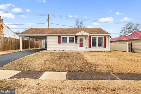 1065 N Pine Street, Middletown, PA 17057 - #: PADA2042528