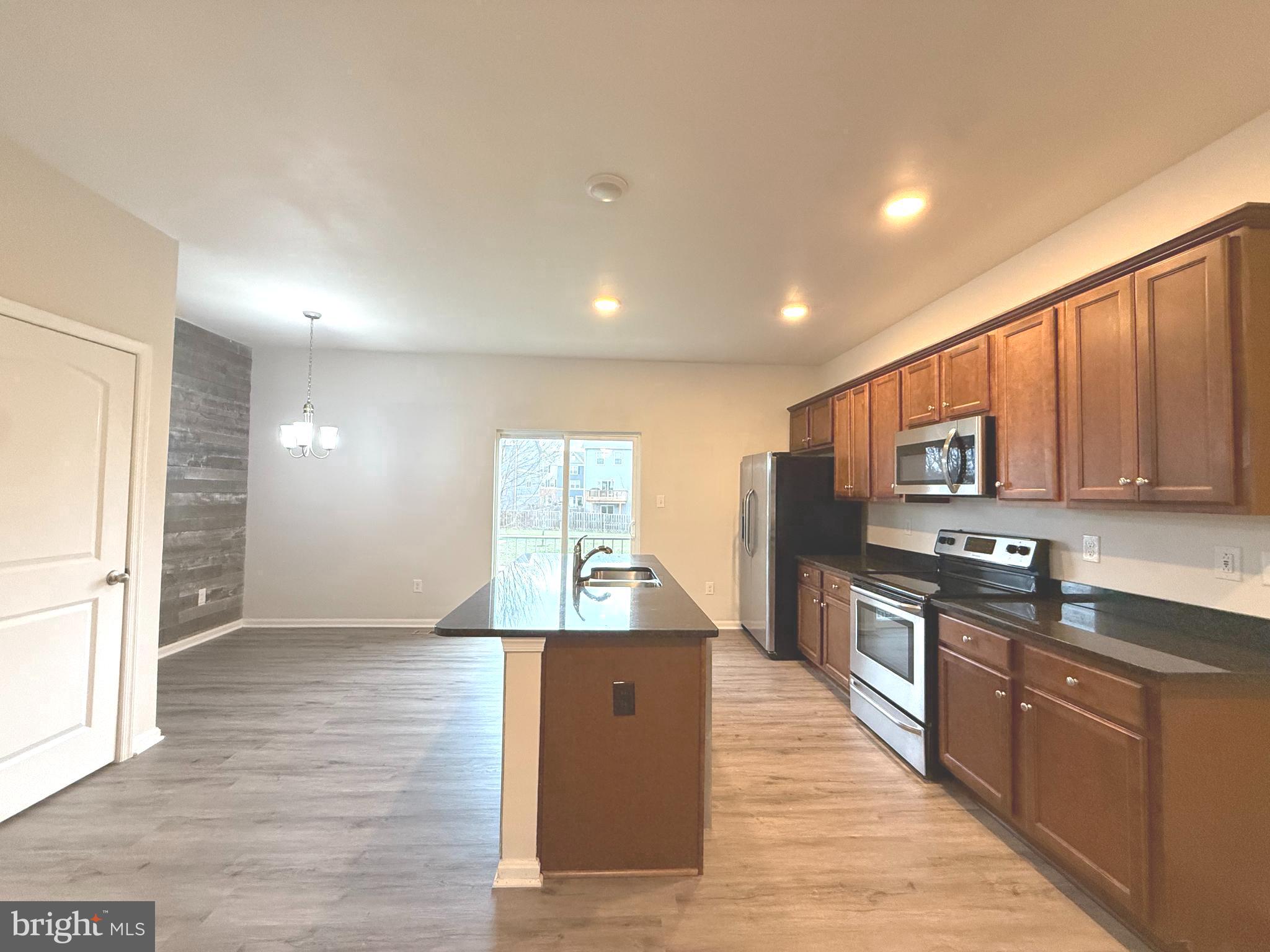 BERKELEY RIDGE - Residential Lease