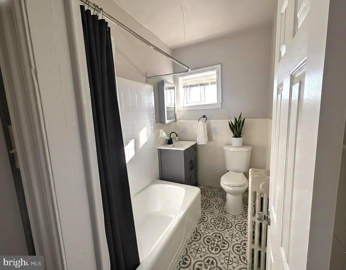 6604 WOODLAND AVENUE