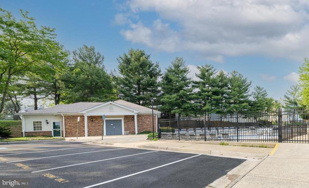 SINGLETONS GROVE - Residential