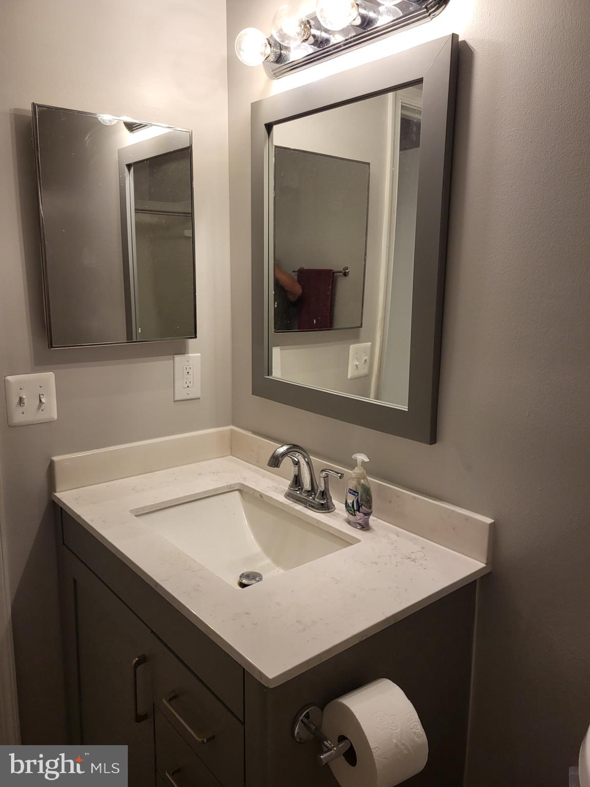 SINGLETONS GROVE - Residential