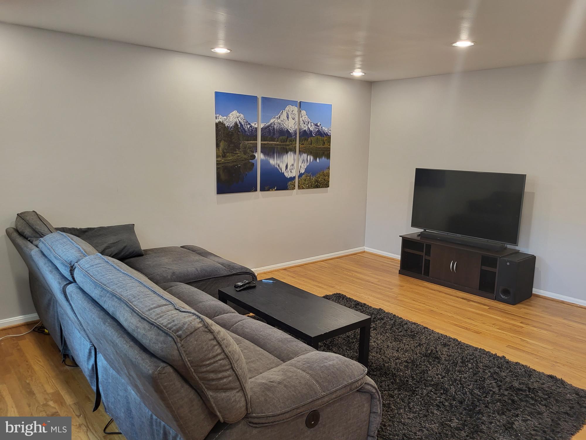 SINGLETONS GROVE - Residential