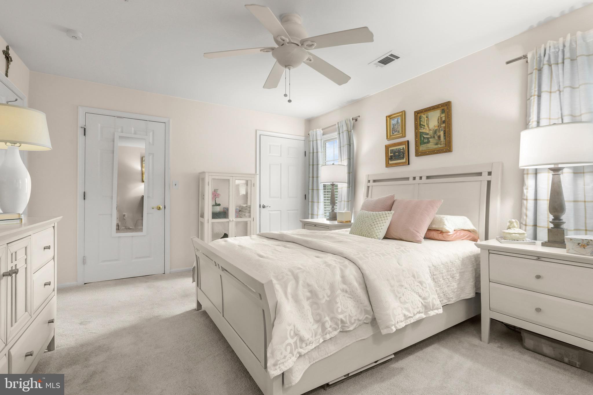 ENGLISH COUNTRY MANOR - Residential