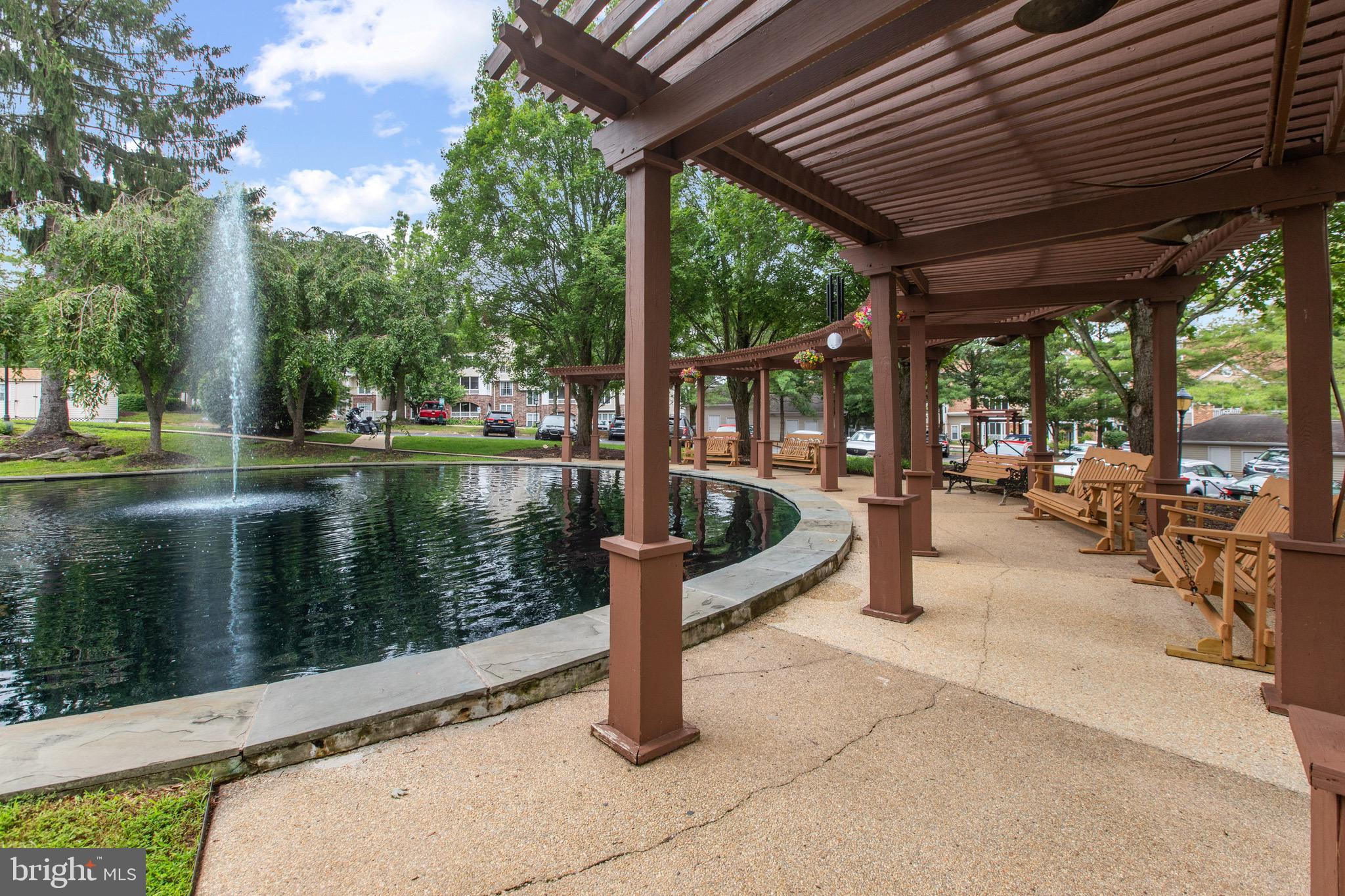 ENGLISH COUNTRY MANOR - Residential