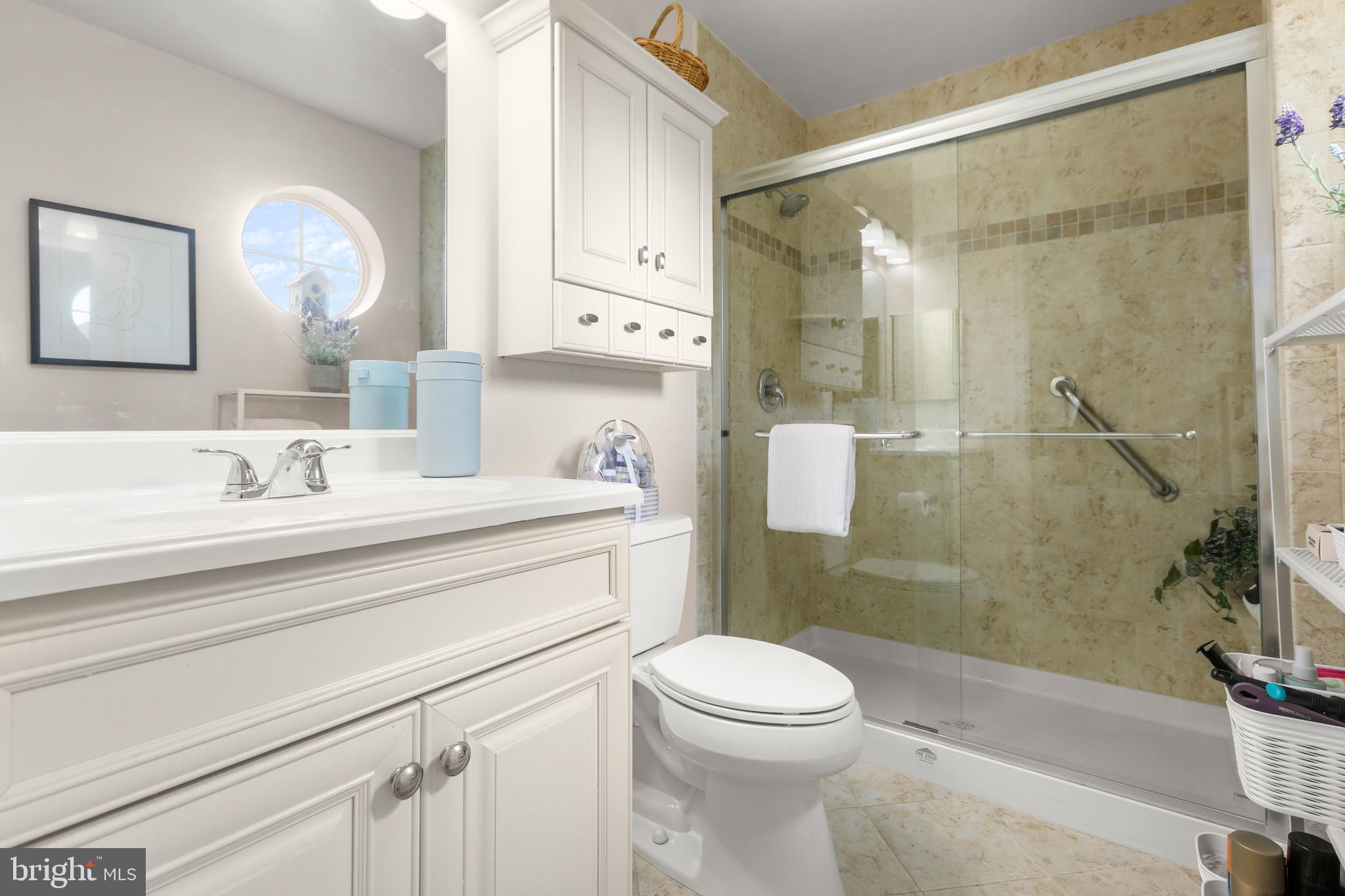 ENGLISH COUNTRY MANOR - Residential