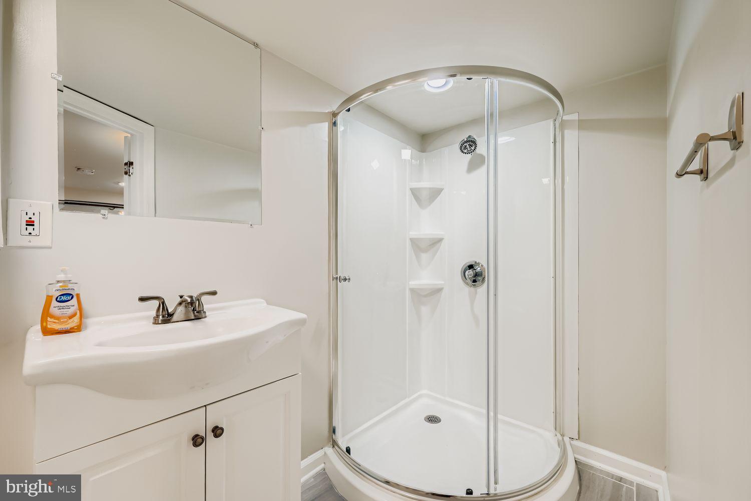 HAMILTON - Residential