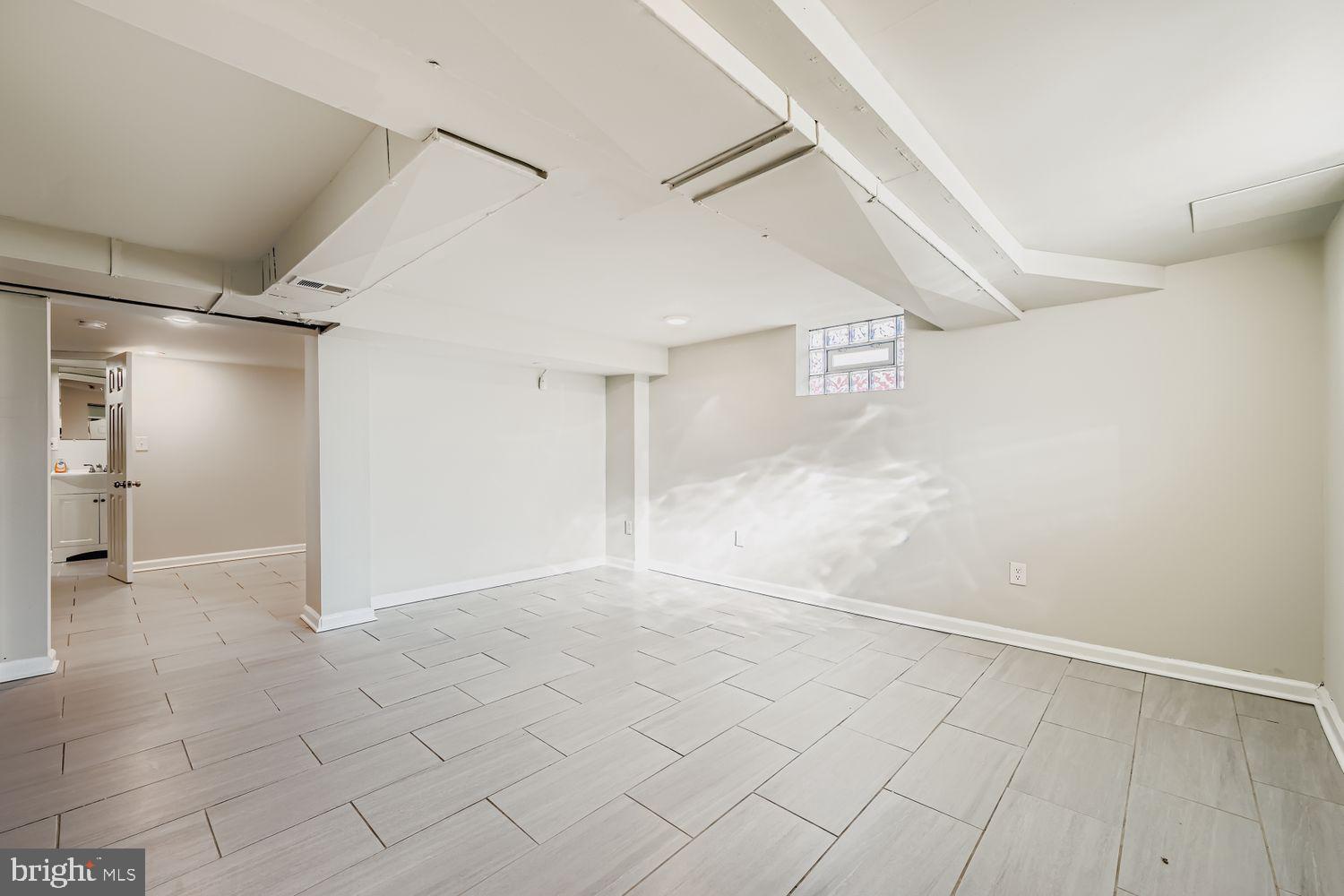 HAMILTON - Residential