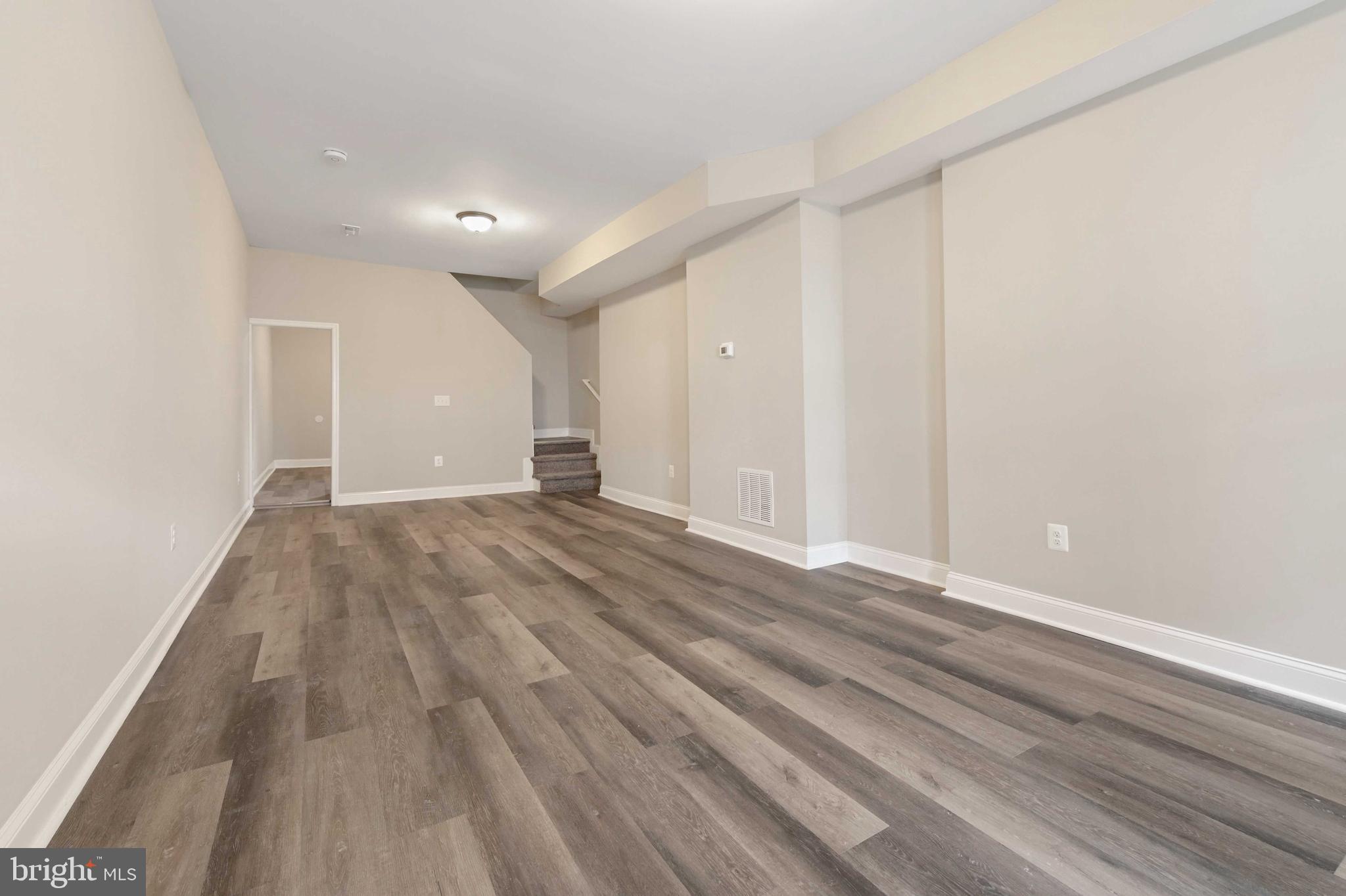 ROSEMONT - Residential Lease