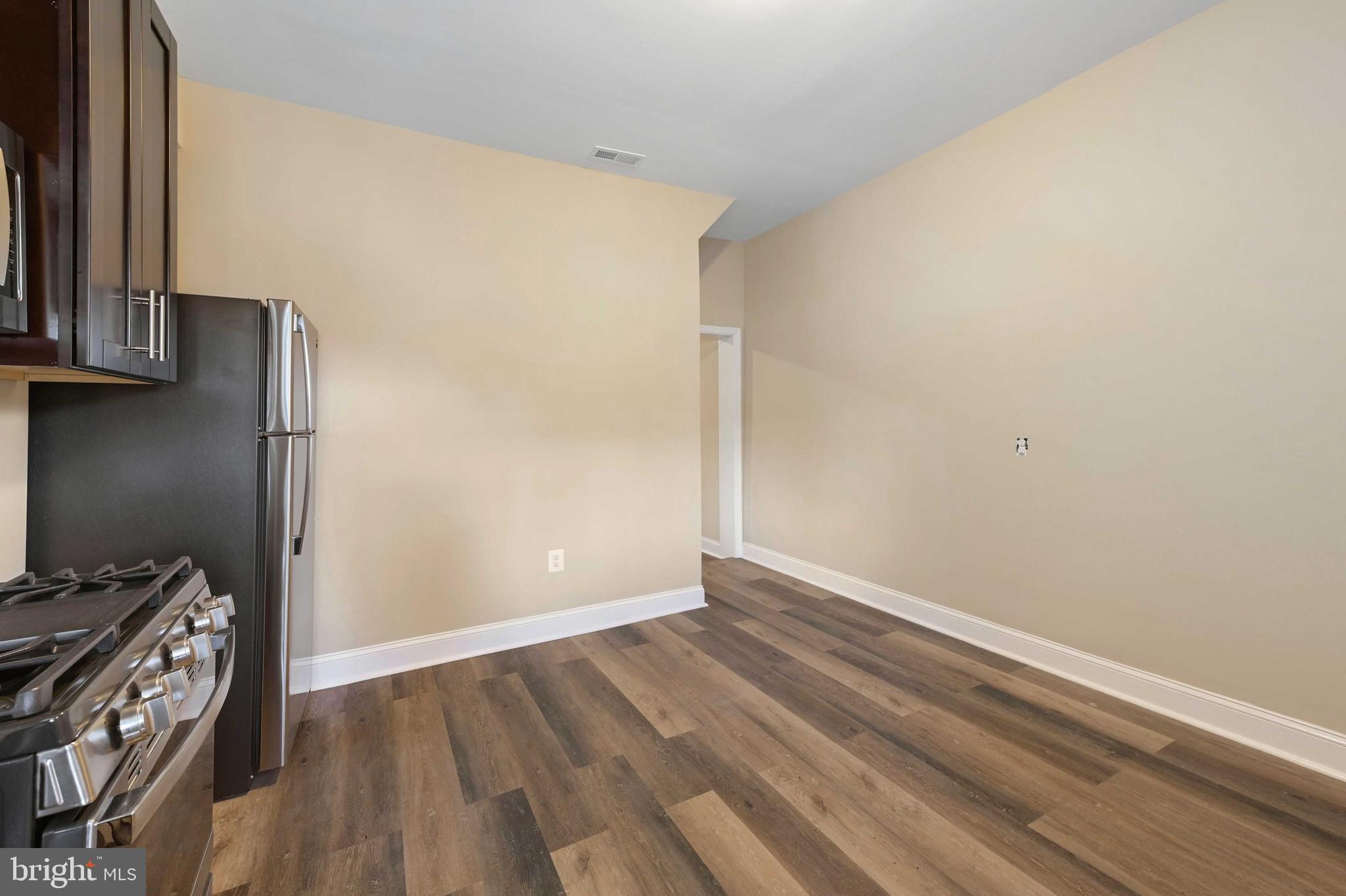 ROSEMONT - Residential Lease