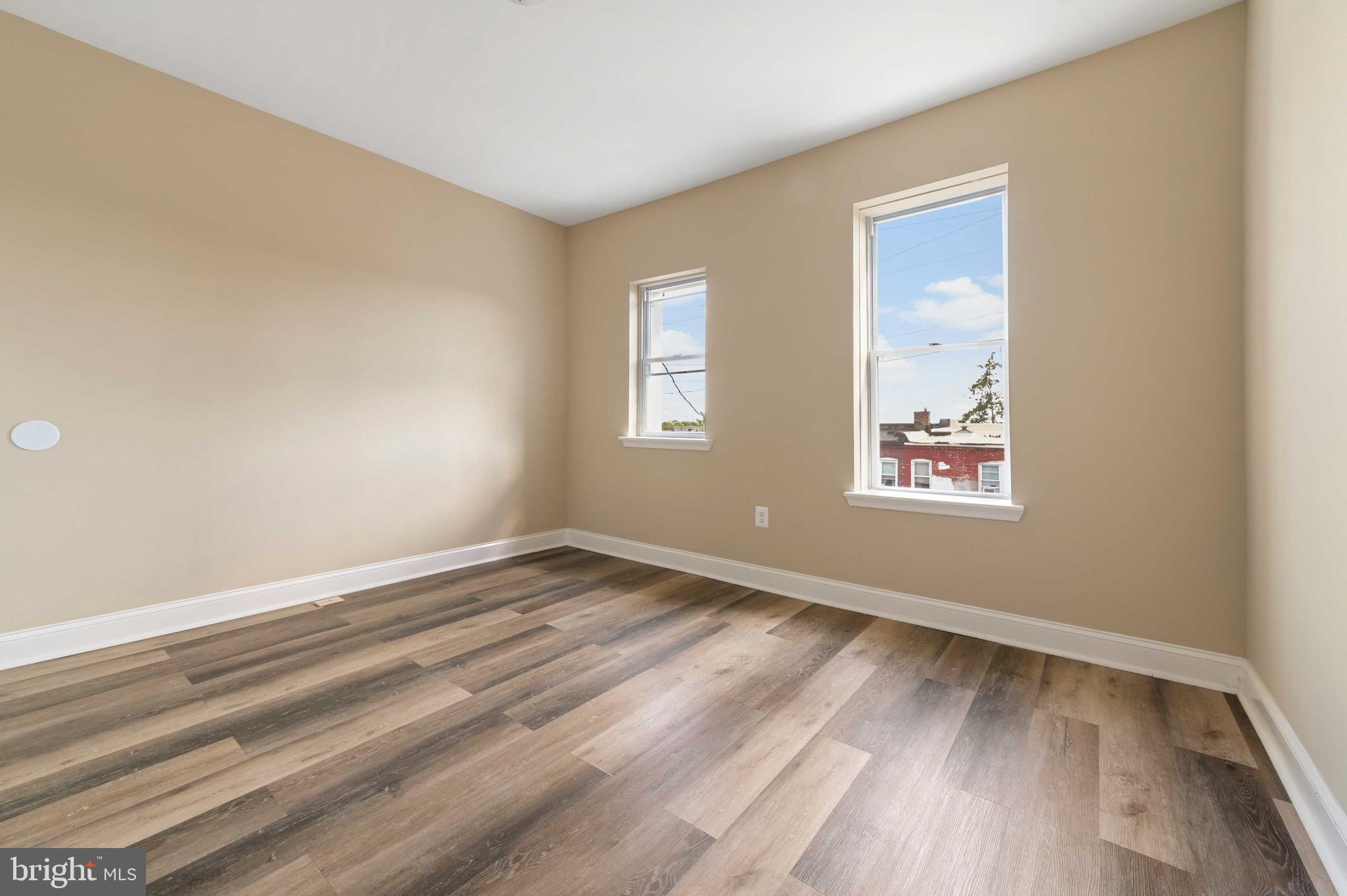 ROSEMONT - Residential Lease